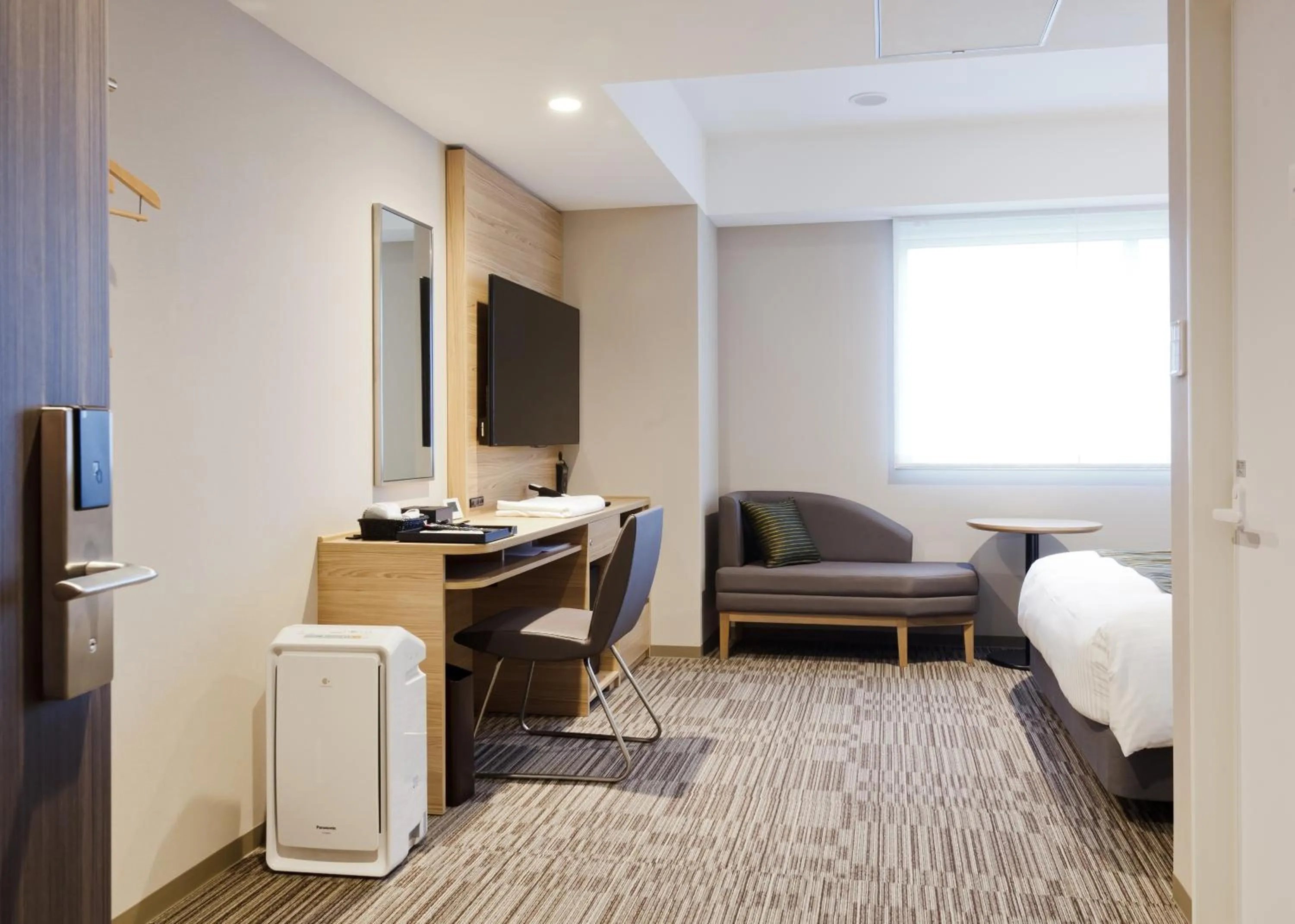 Communal lounge/ TV room, TV/Entertainment Center in KEIKYU EX INN HANEDA 3 minutes walk from A2 Exit of Tenkubashi Station