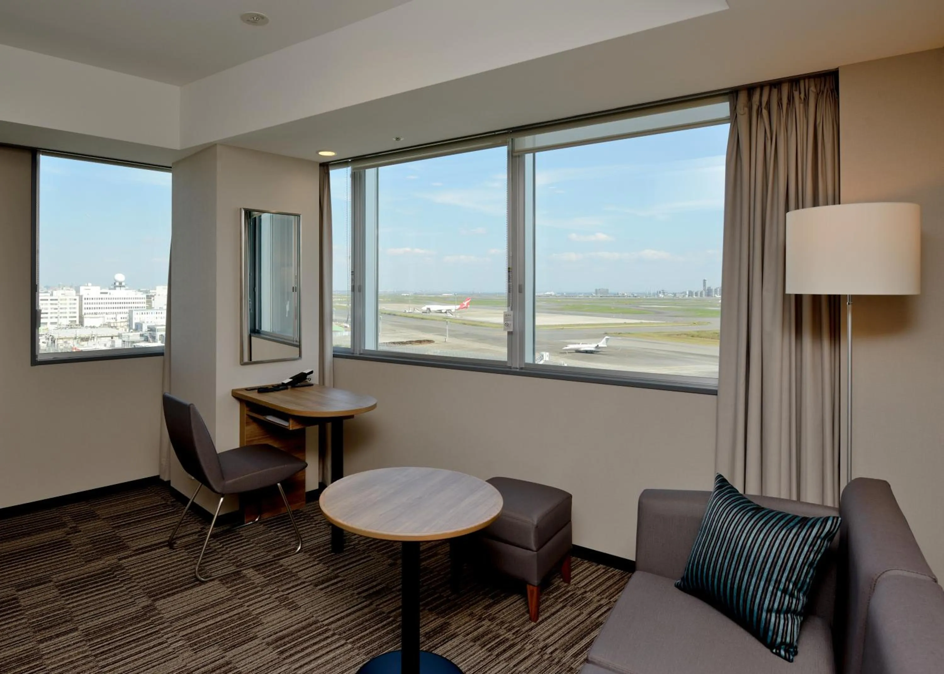 Living room, Seating Area in KEIKYU EX INN HANEDA 3 minutes walk from A2 Exit of Tenkubashi Station