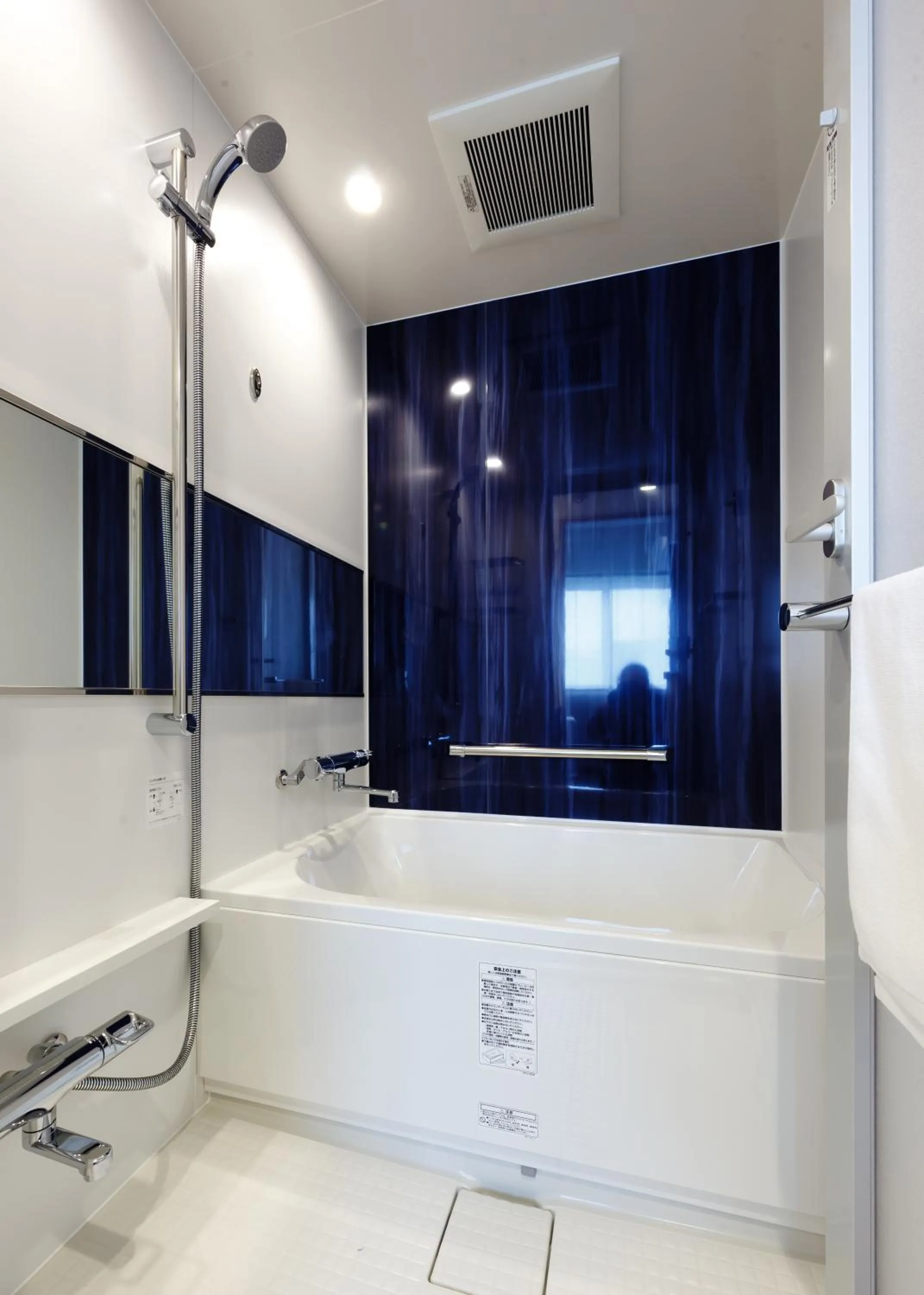 Bathroom in KEIKYU EX INN HANEDA 3 minutes walk from A2 Exit of Tenkubashi Station