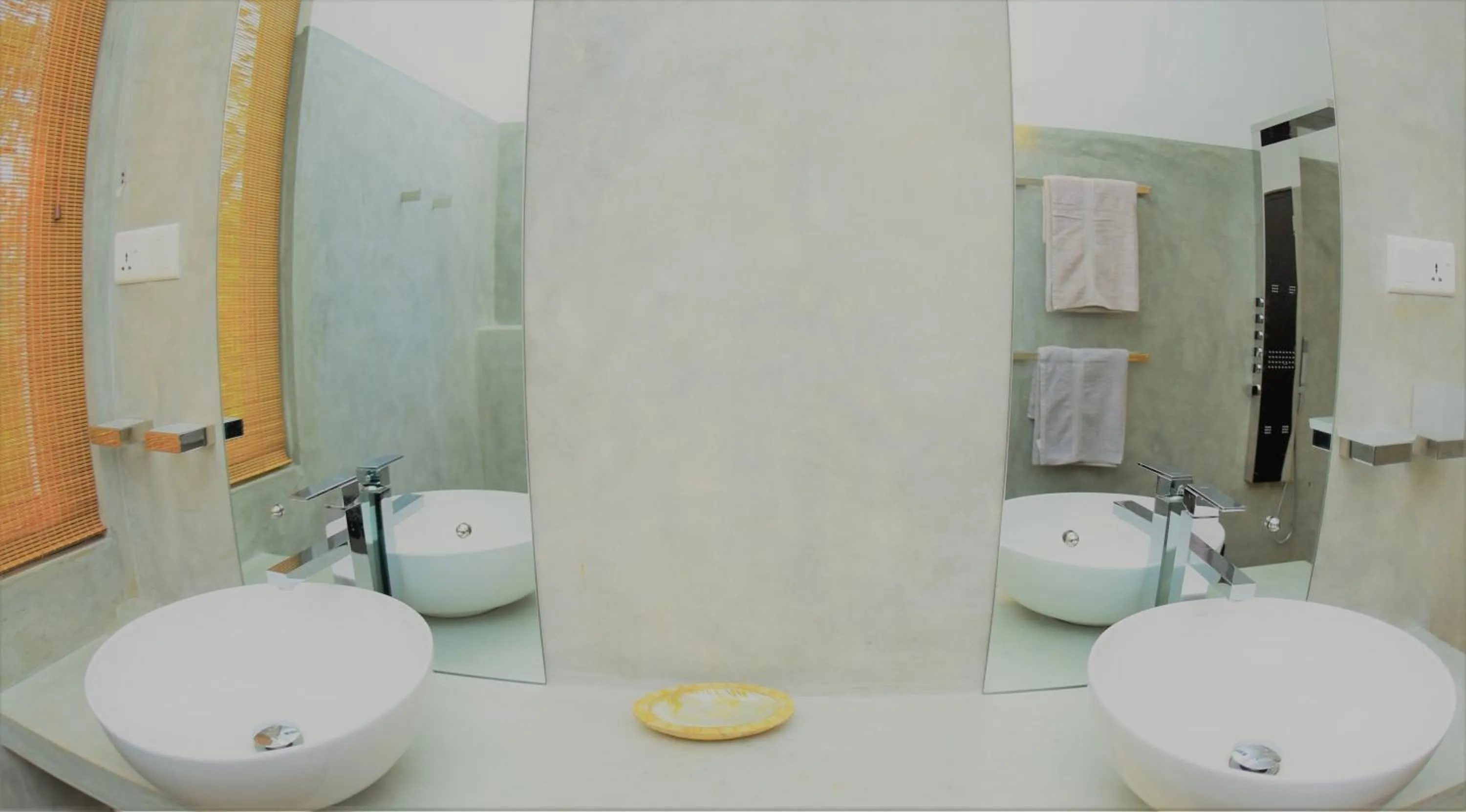 TROPICAL HOUSE - Jungleside Villa