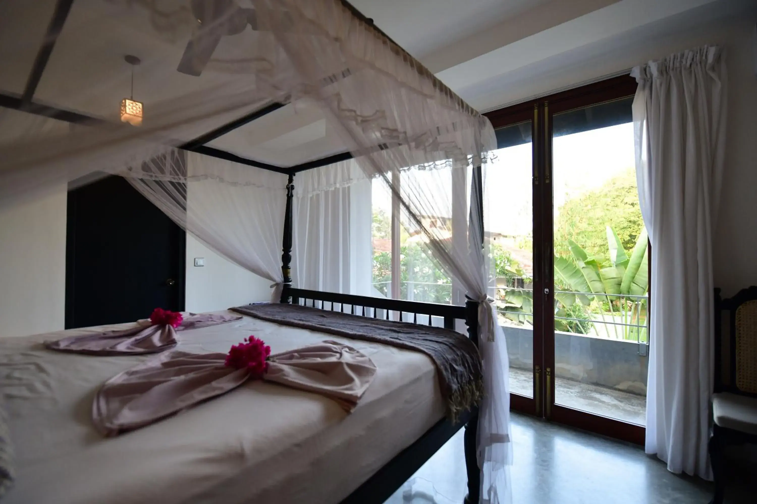 Deluxe Double Room with Balcony in TROPICAL HOUSE - Jungleside Villa Deluxe Double Room with Balcony in TROPICAL HOUSE - Jungleside Villa