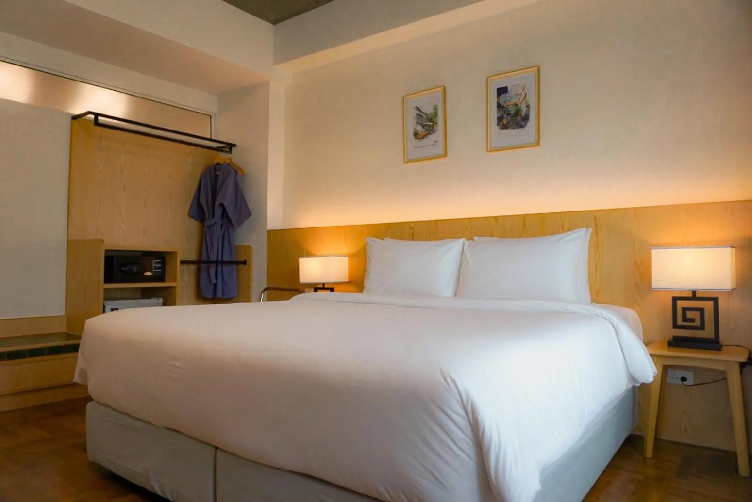 Bedroom, Bed in Ago Hotel Chinatown