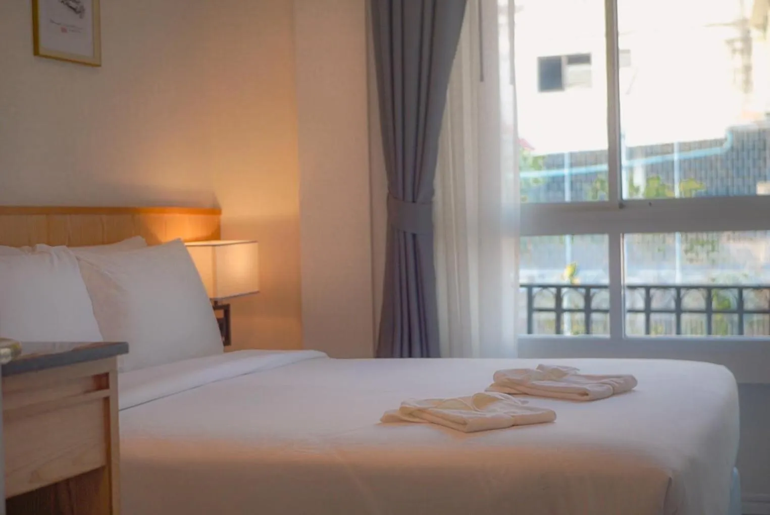 Bed in Ago Hotel Chinatown