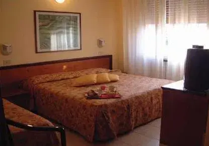 Photo of the whole room, Bed in Hotel Moderno