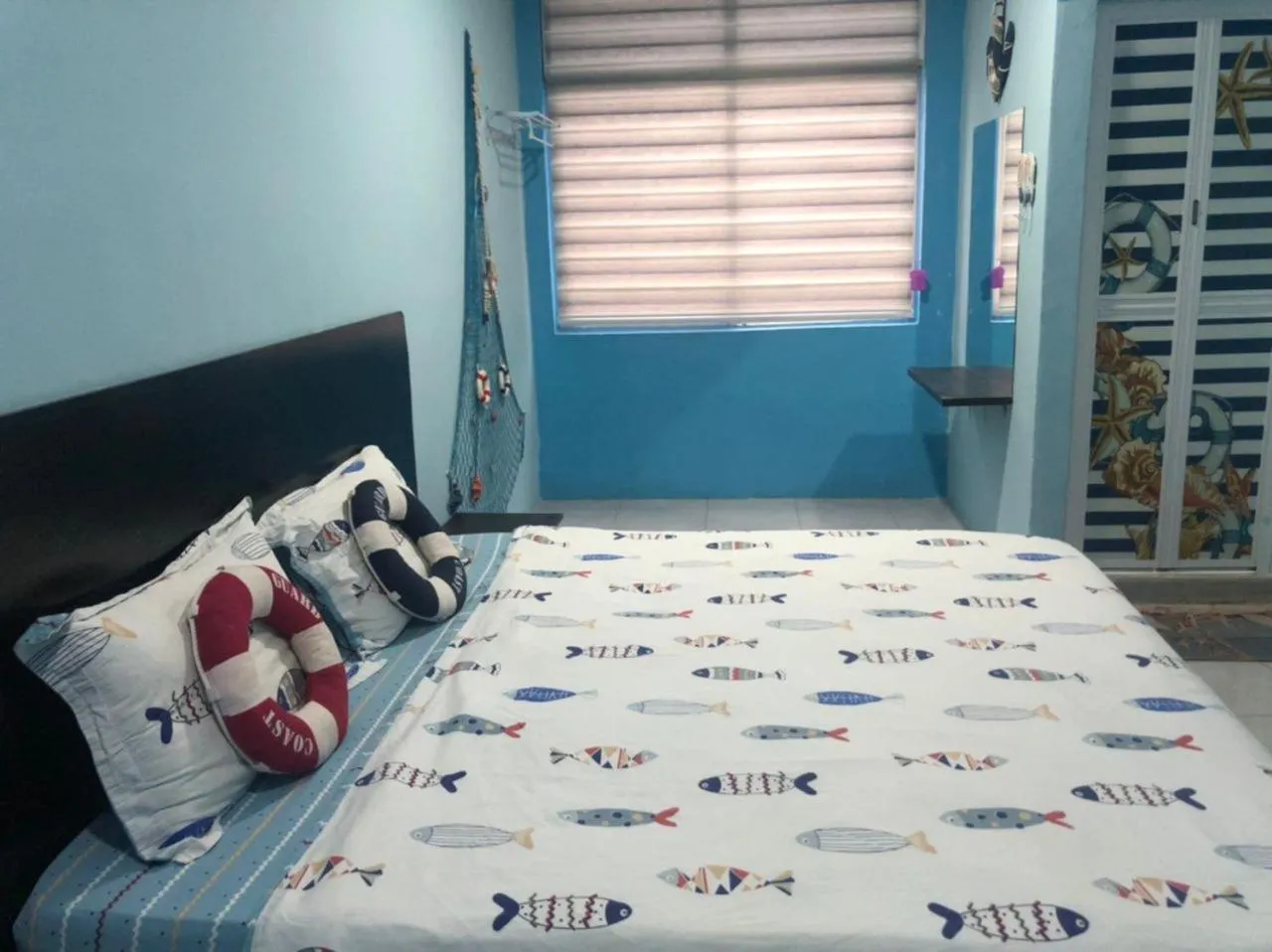 Toilet, Bed in Hotel station 24