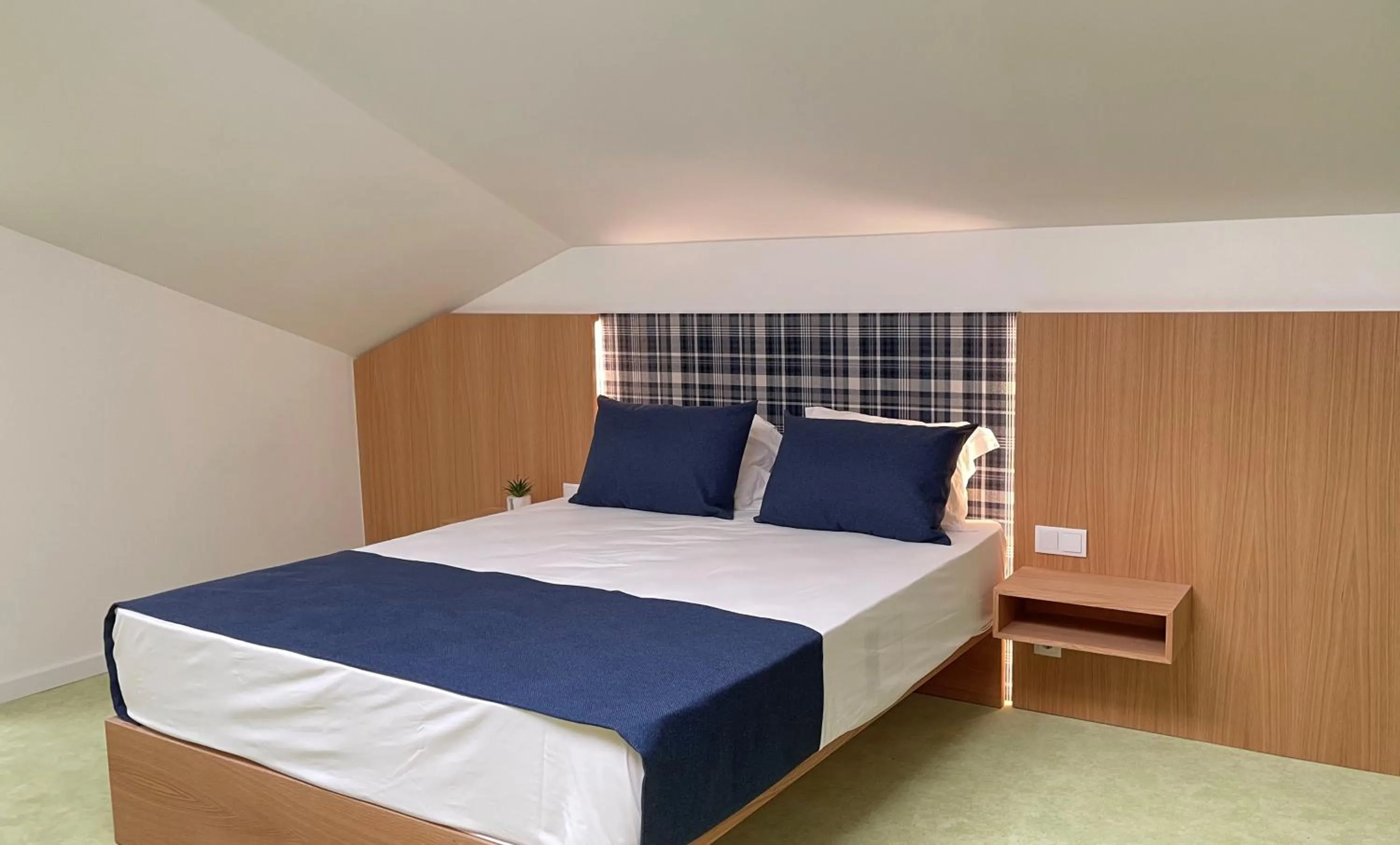 Bed in MyStay Porto São Bento