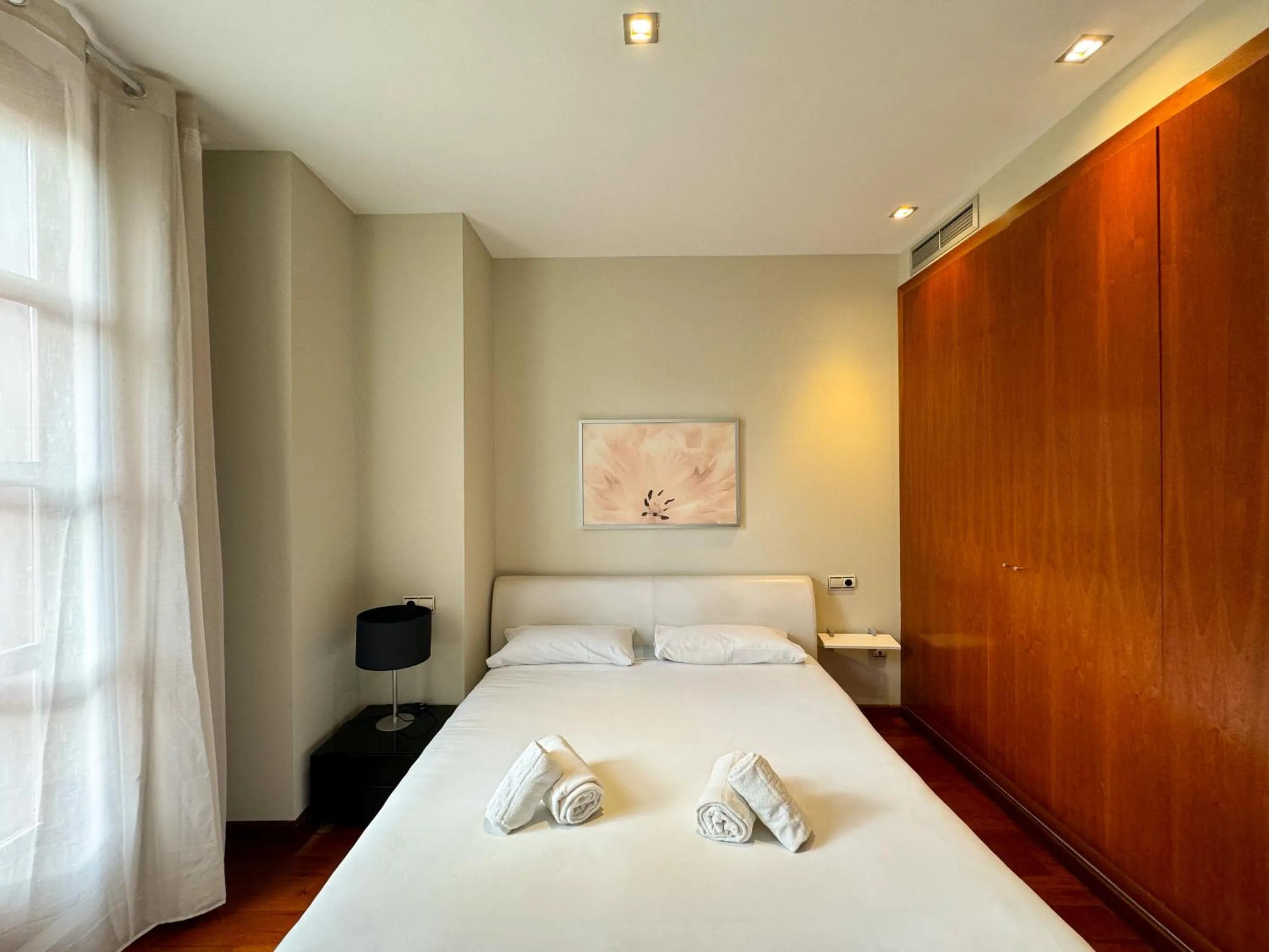 Moderno Apartamento en la Plaza del Tossal