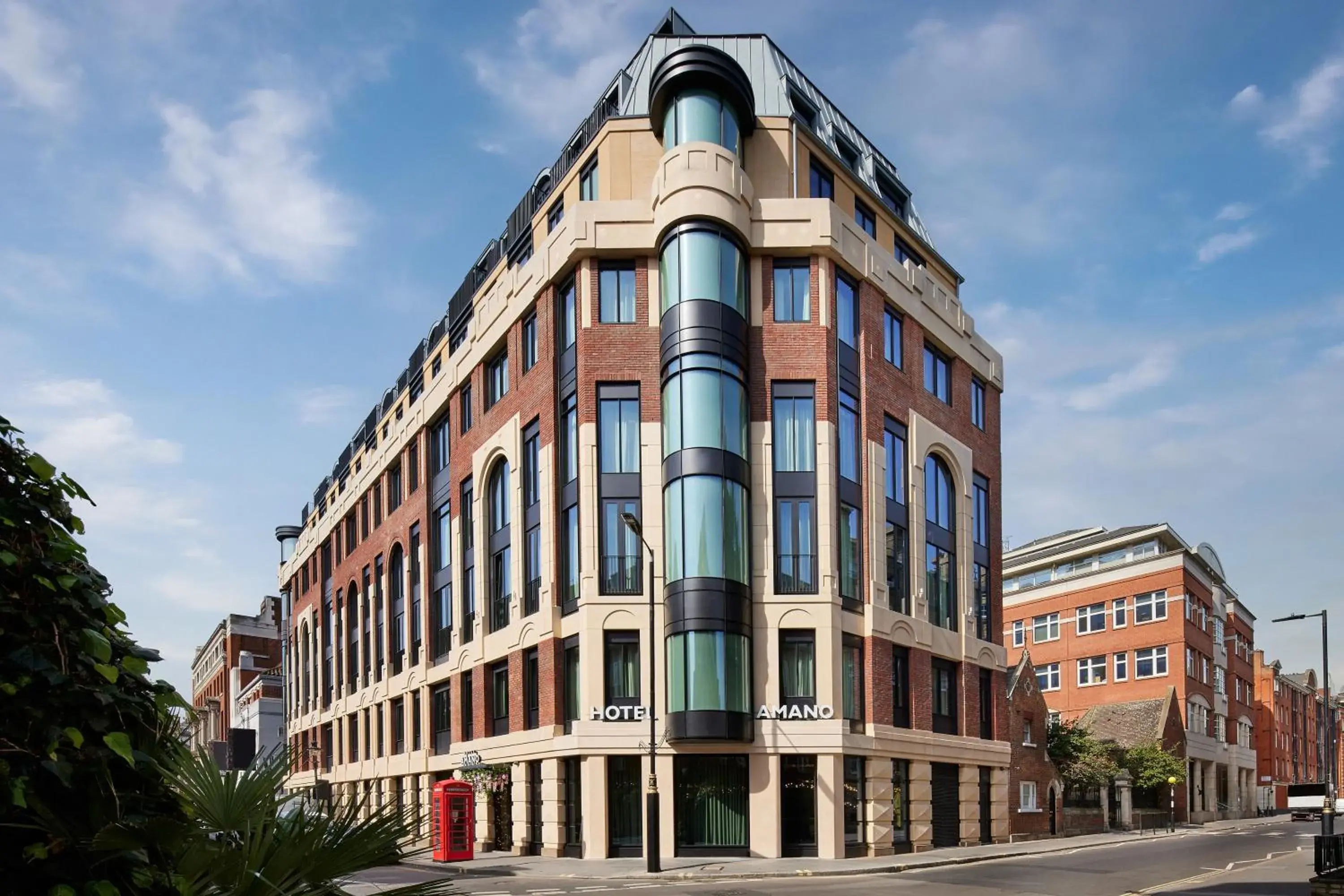 Property building in Hotel AMANO Covent Garden Property building in Hotel AMANO Covent Garden