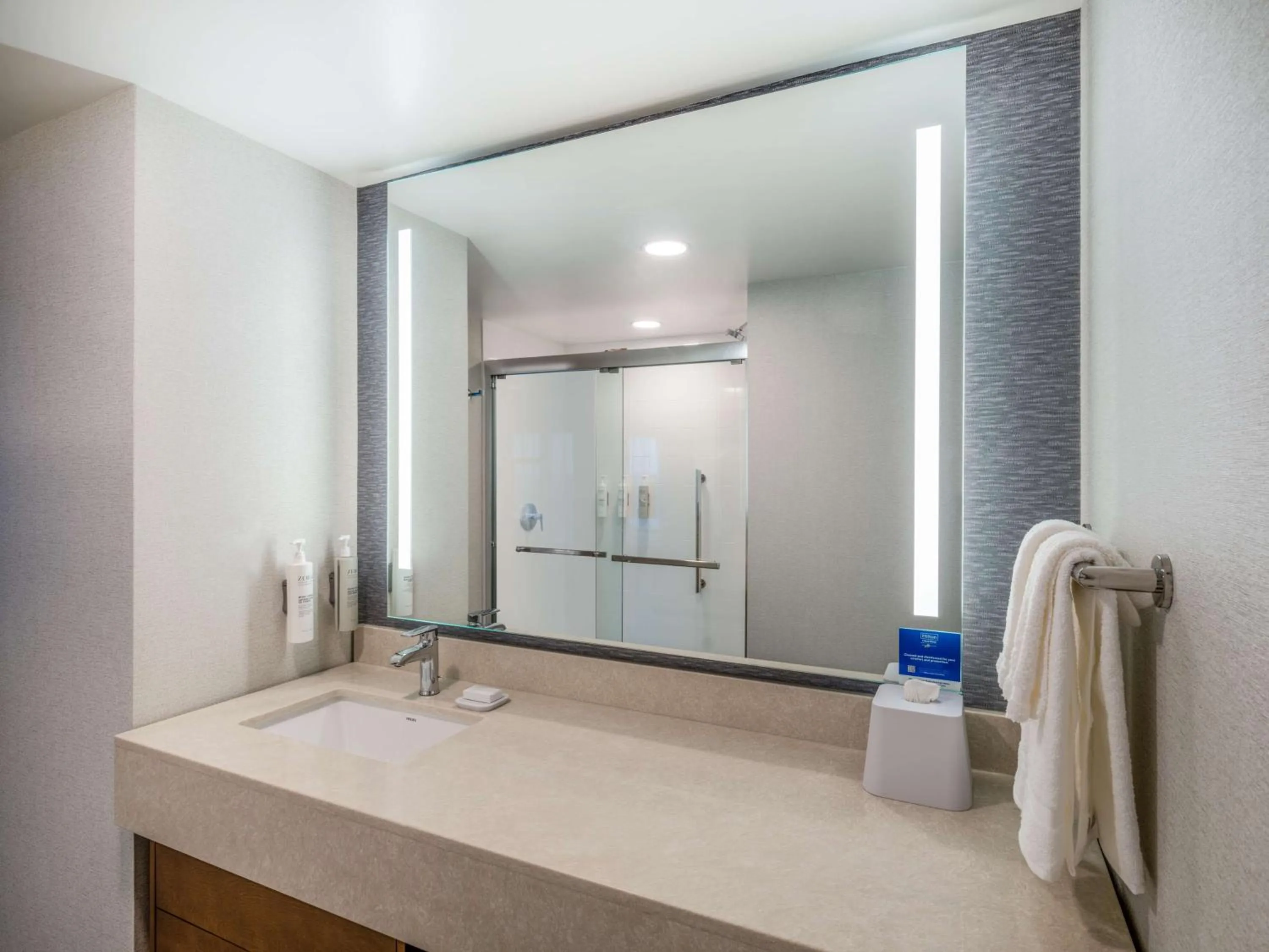 Bathroom in Homewood Suites By Hilton Toledo Downtown