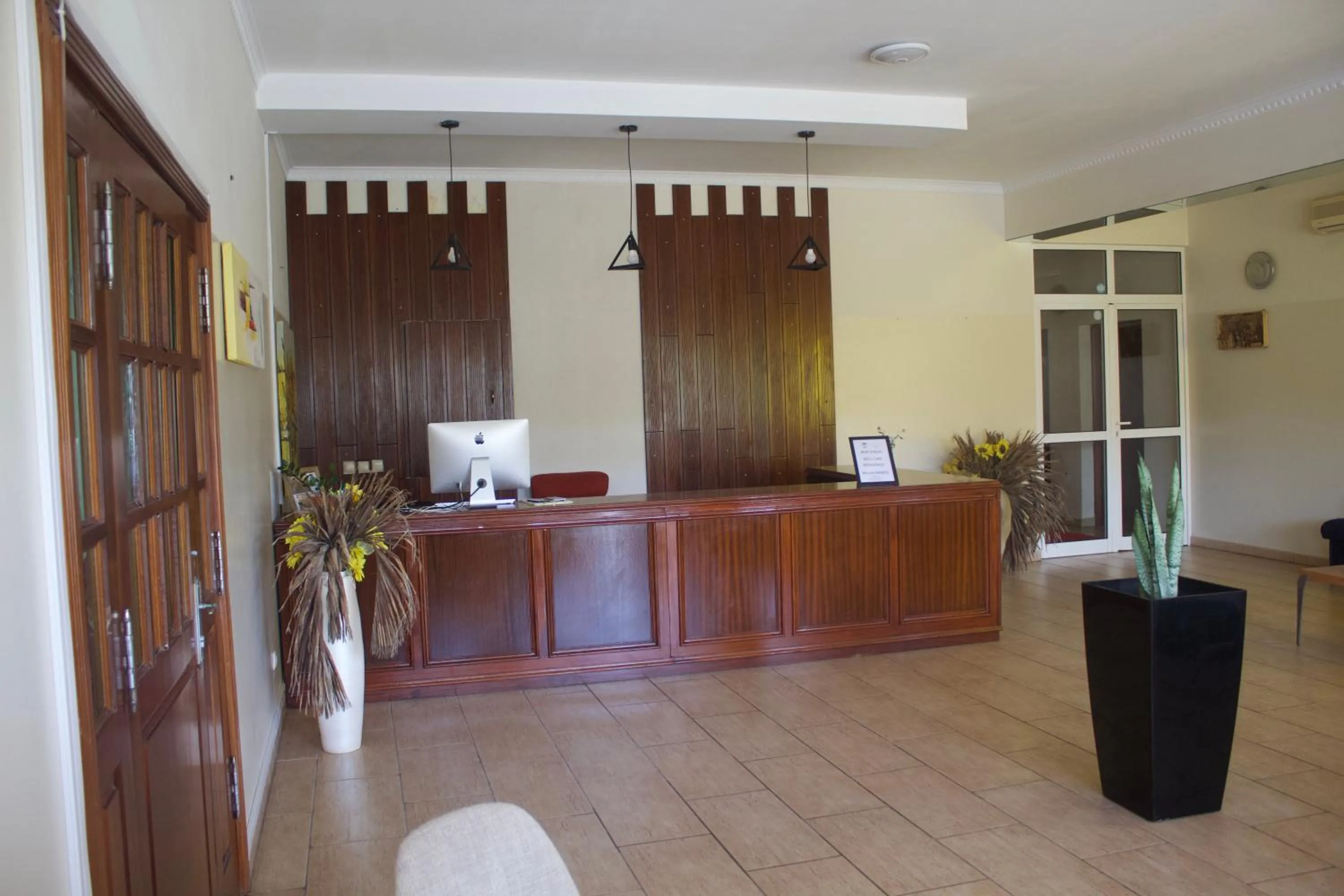 Falucho Paradise Beach