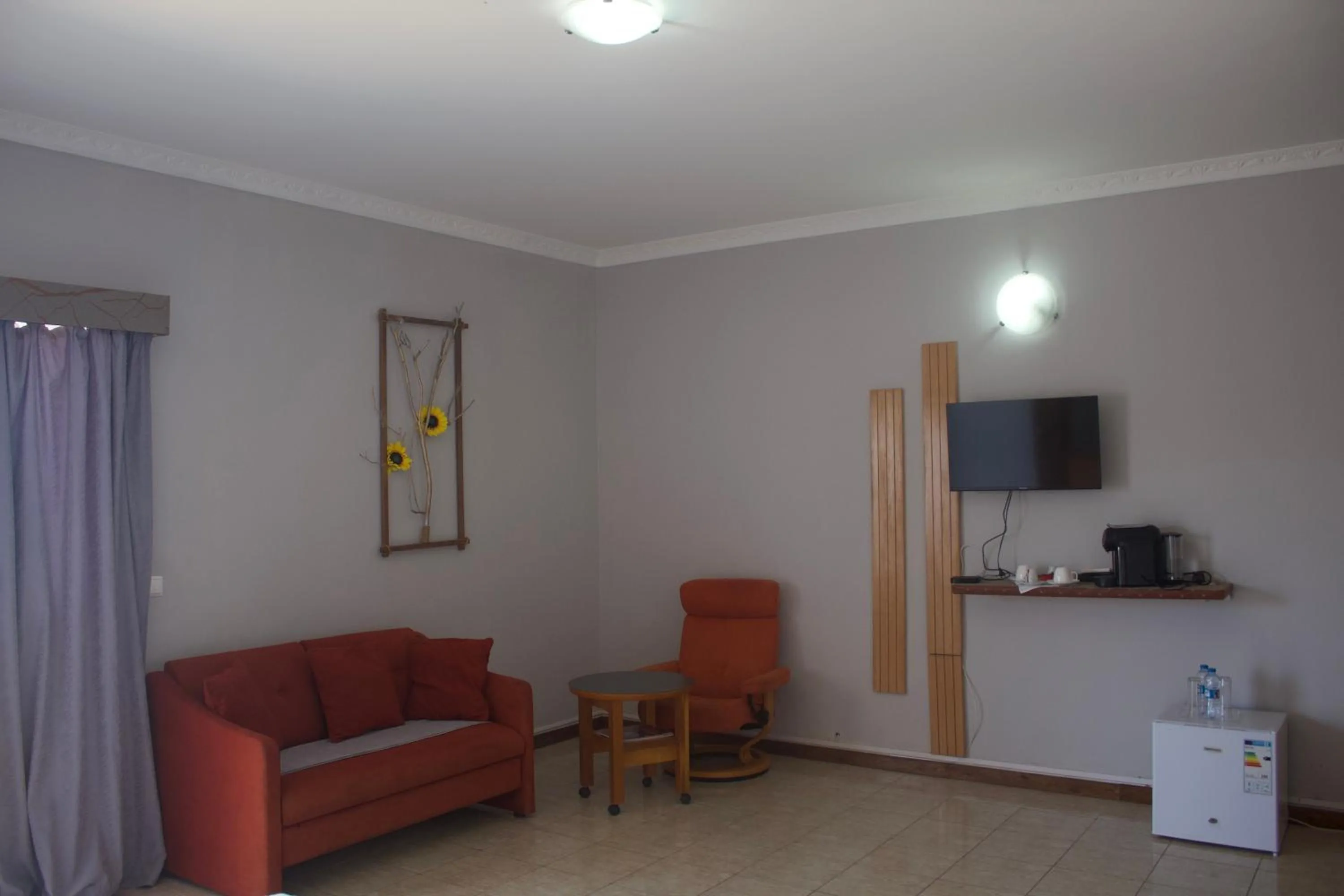 Falucho Paradise Beach