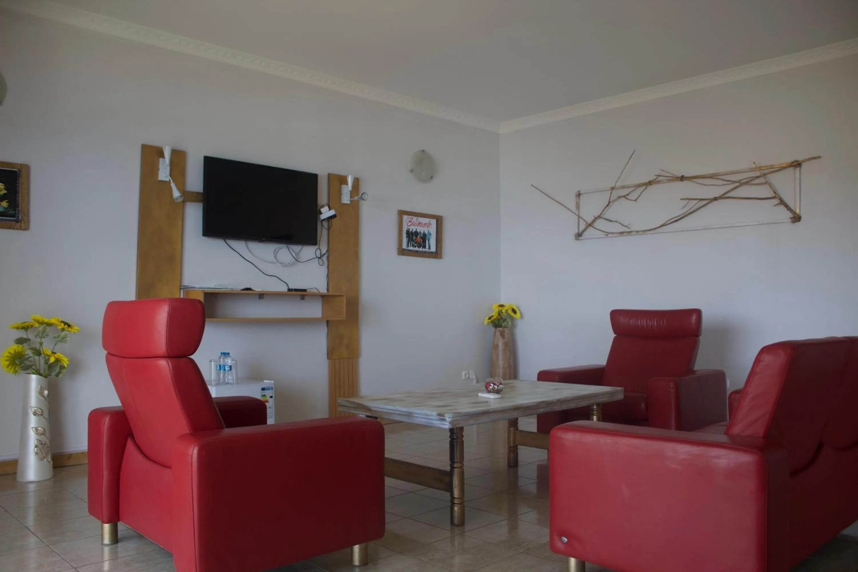 Falucho Paradise Beach