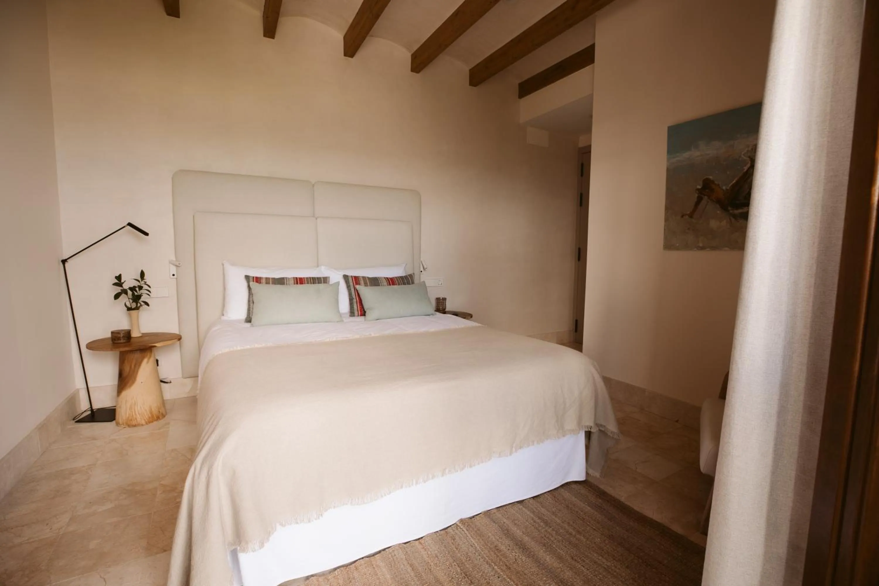 Bedroom, Bed in Casa Aura Hotel