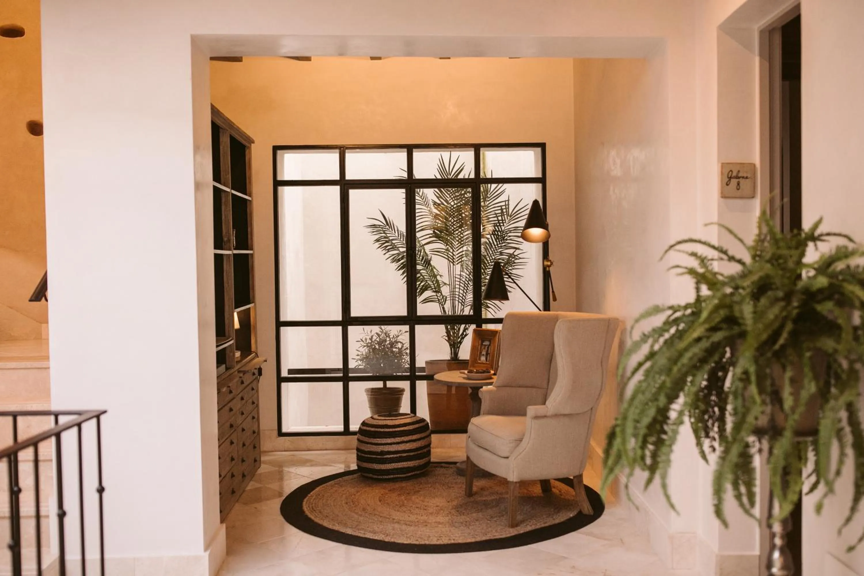 Area and facilities in Casa Aura Hotel