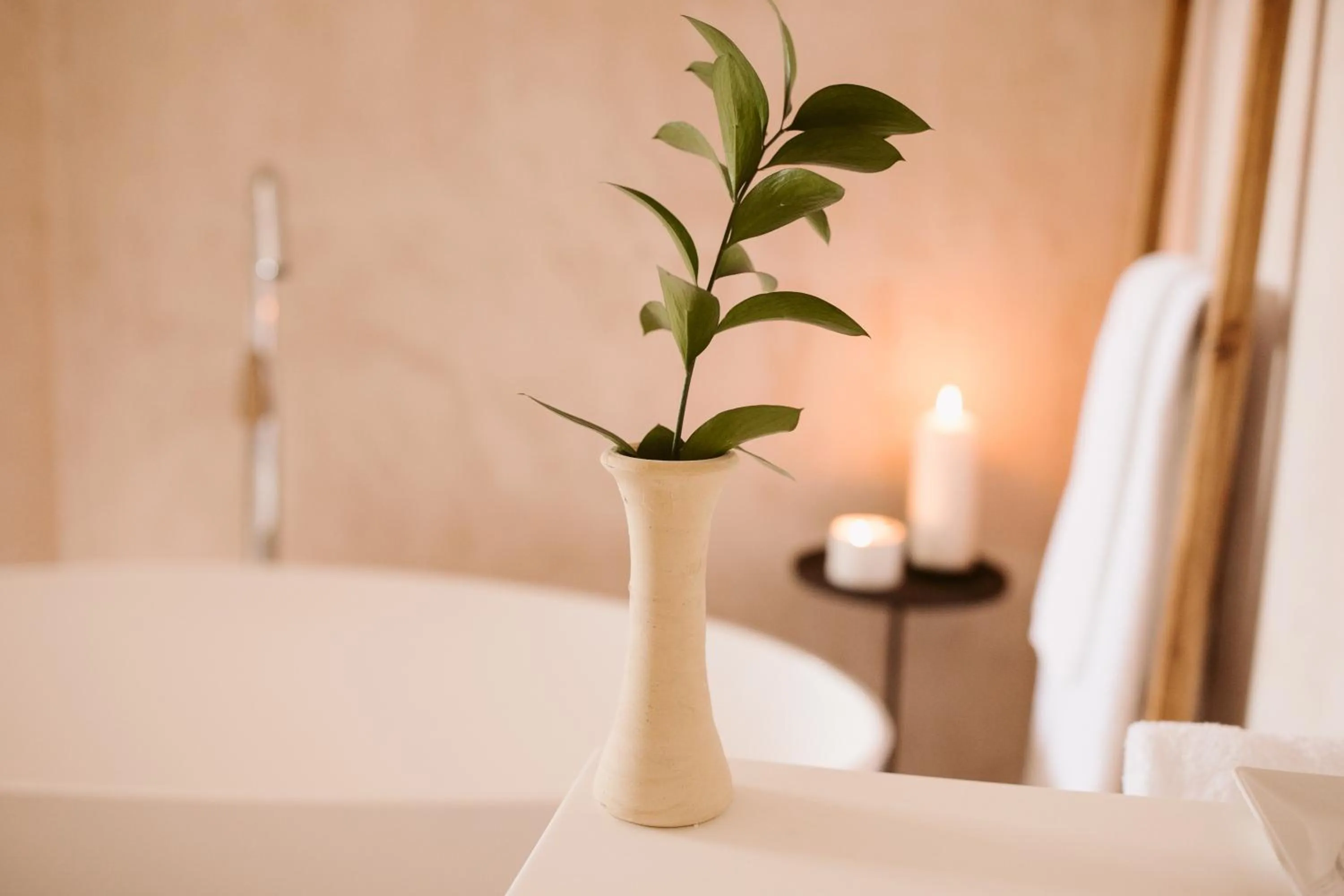 Bath, Bed in Casa Aura Hotel