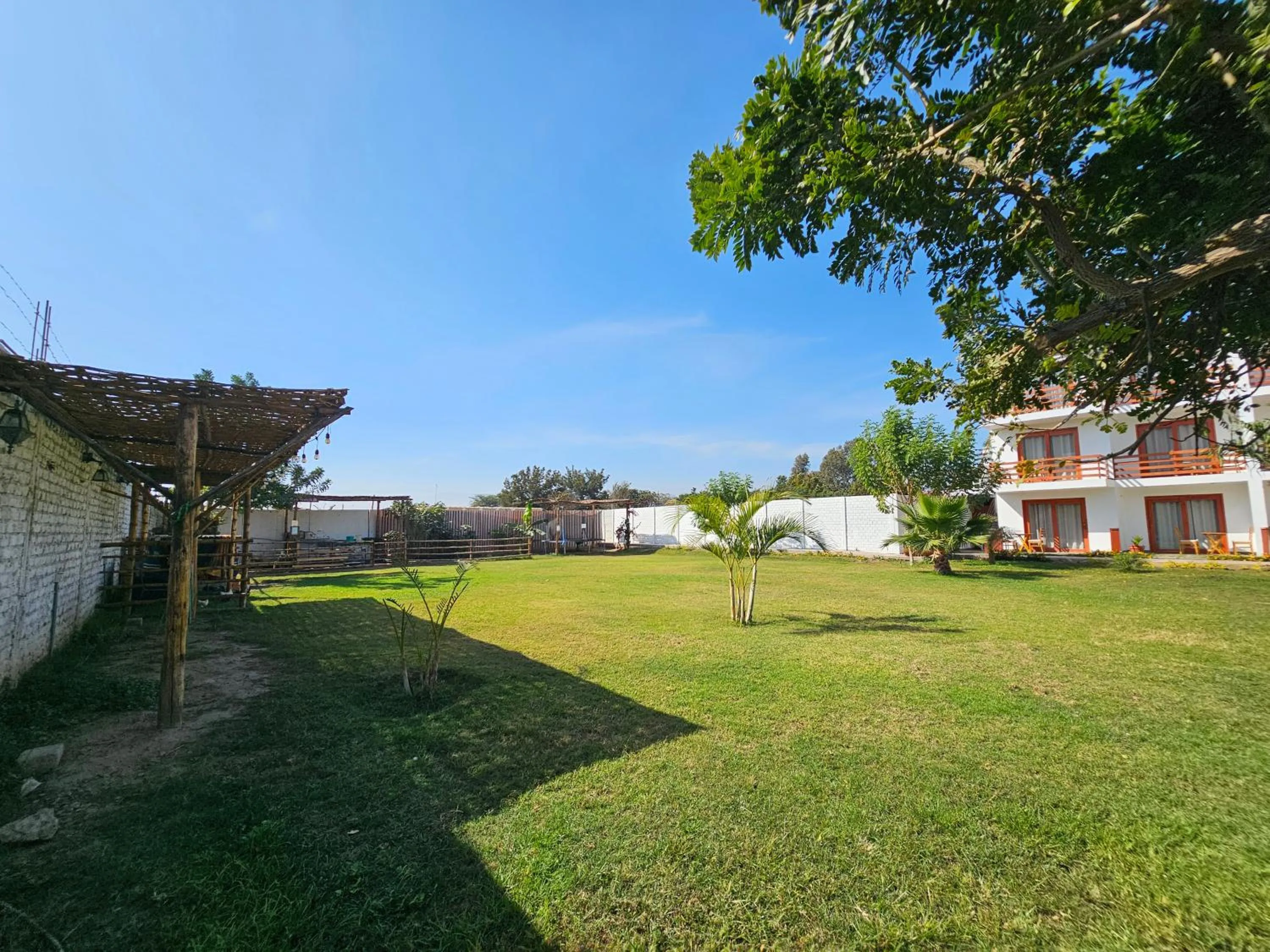 Property building in Hotel La Colina