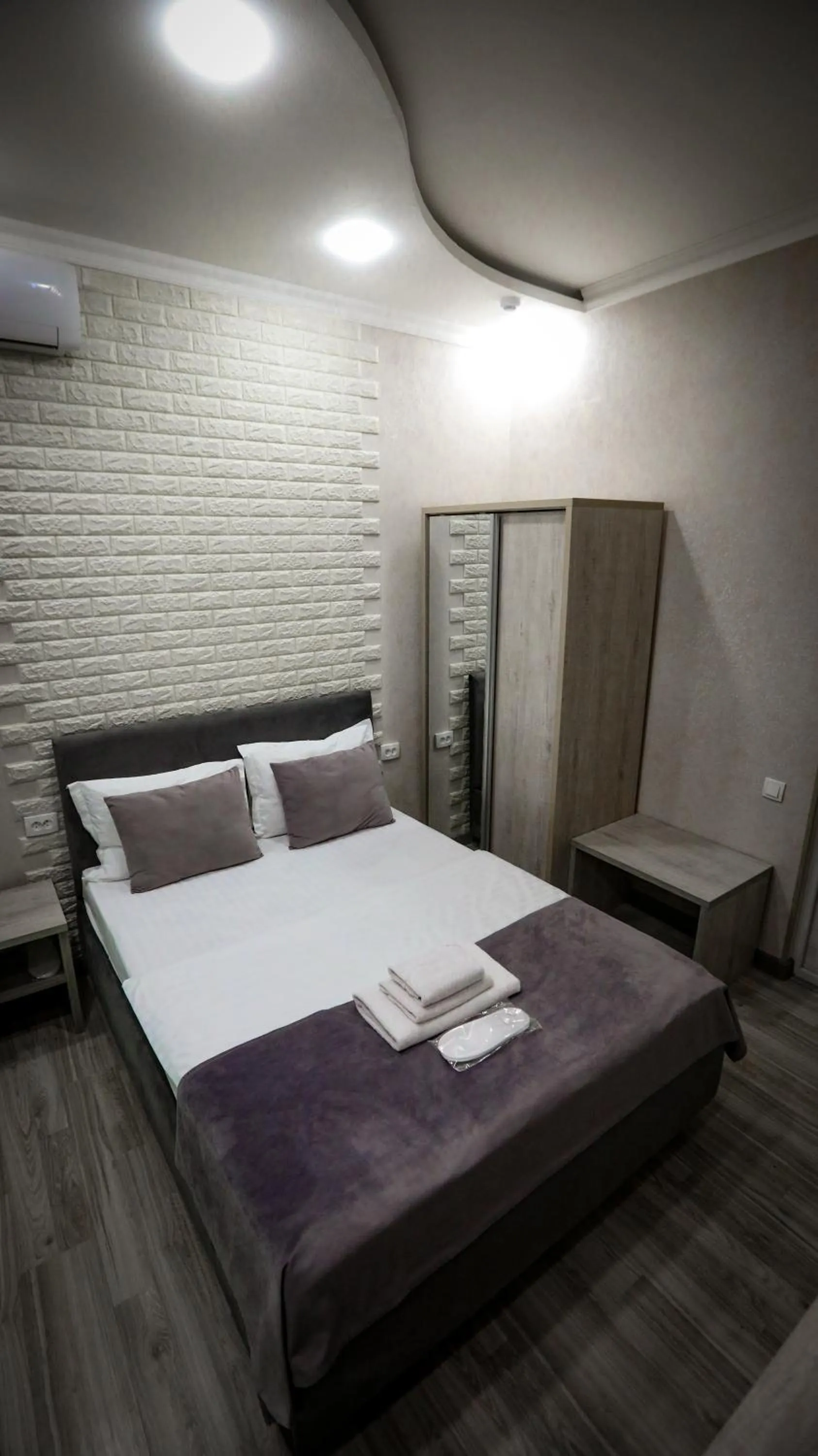 Bed in Hotel Shosh Boutique