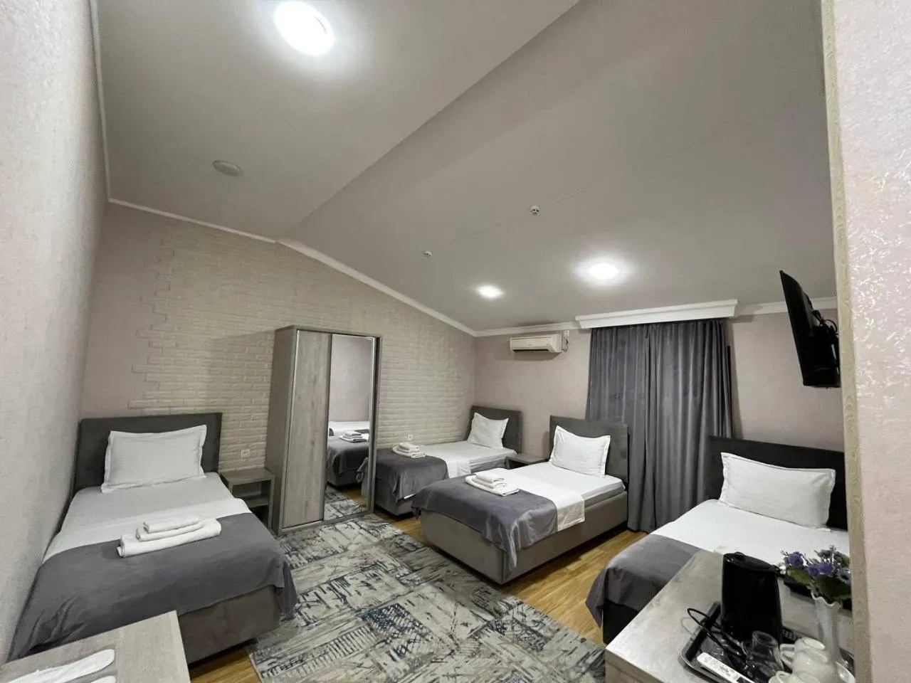 Hotel Shosh Boutique