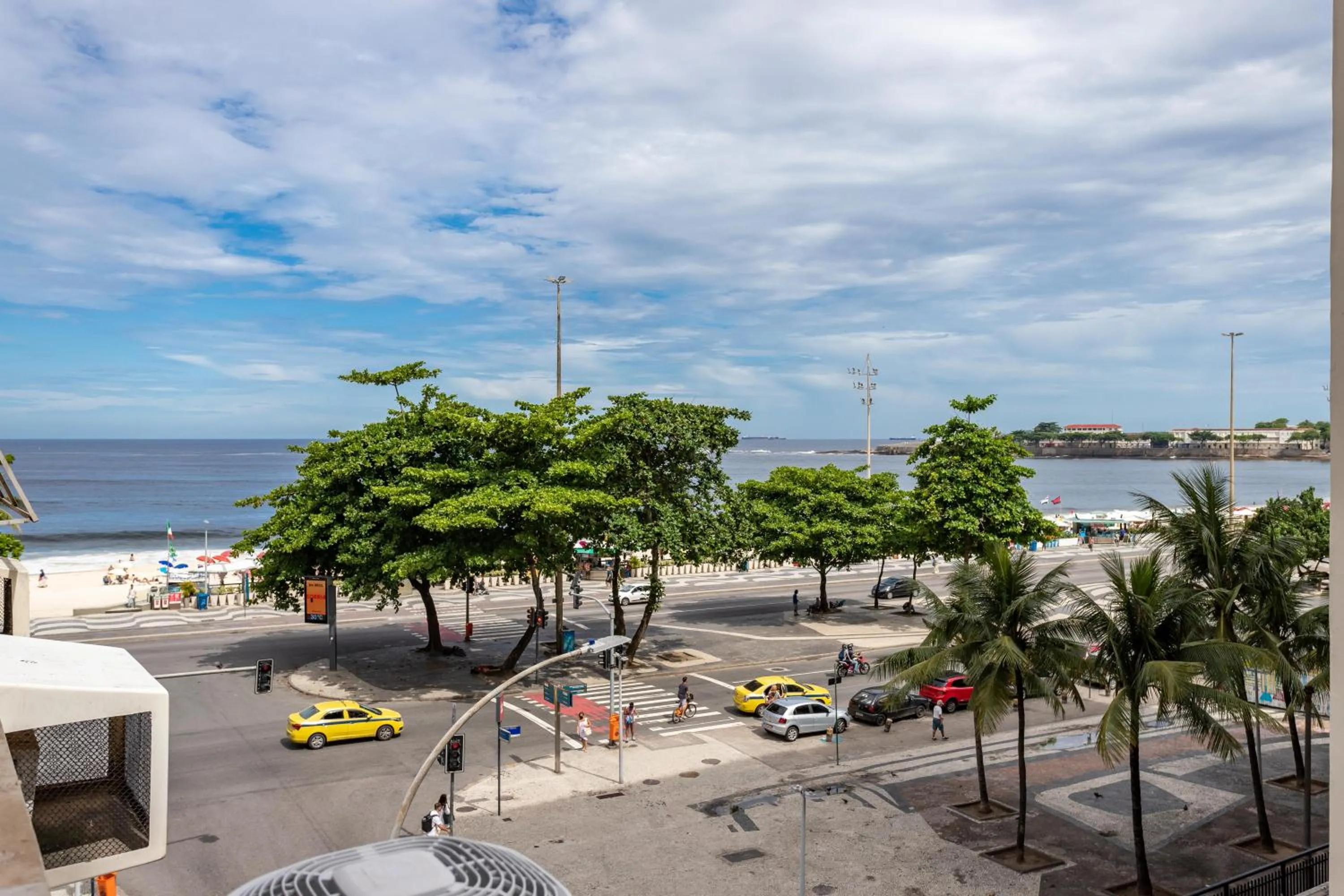 Property building in Atlântica Vista Mar com Charme