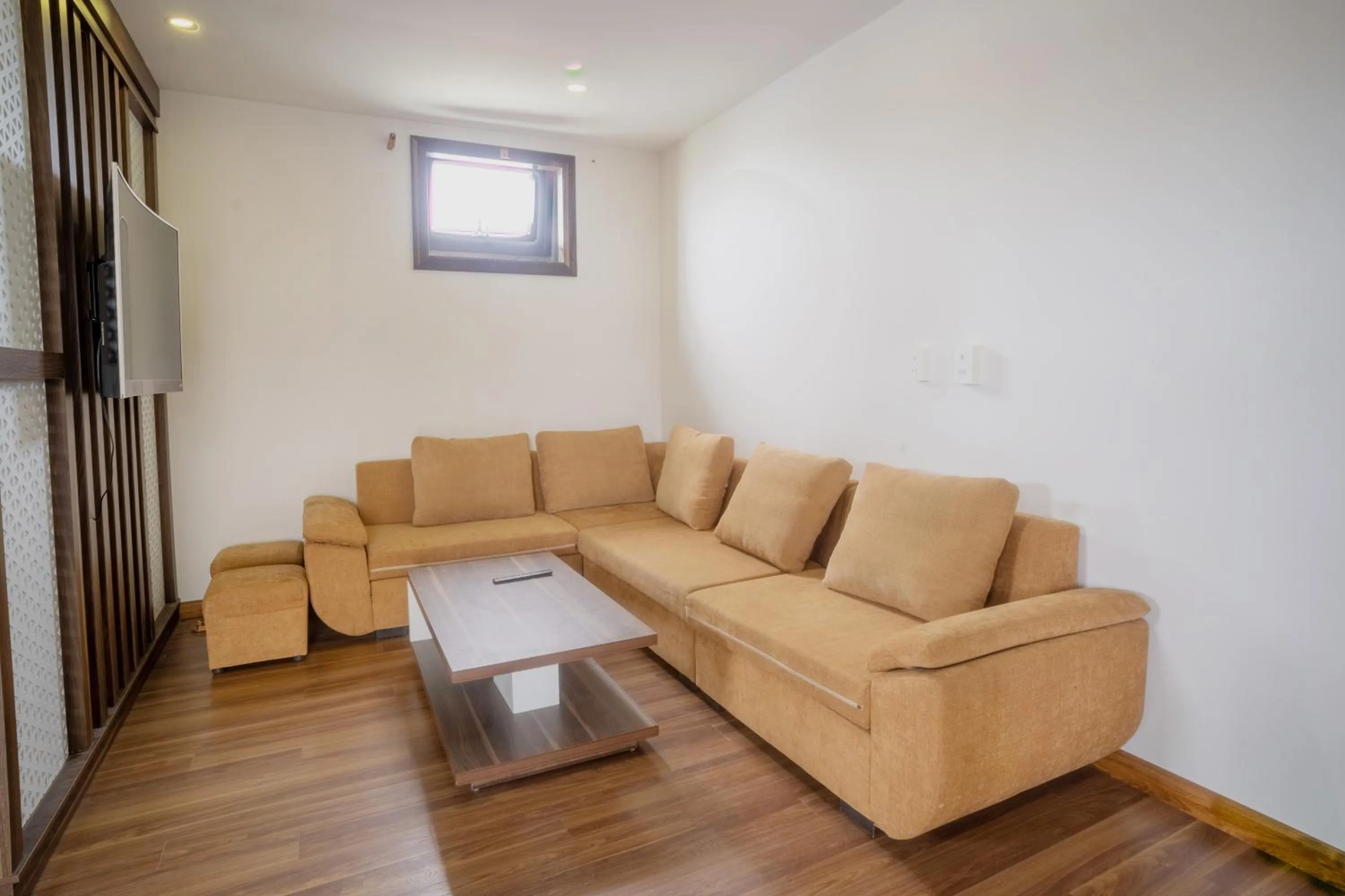 Living room in Mai Khanh Hotel