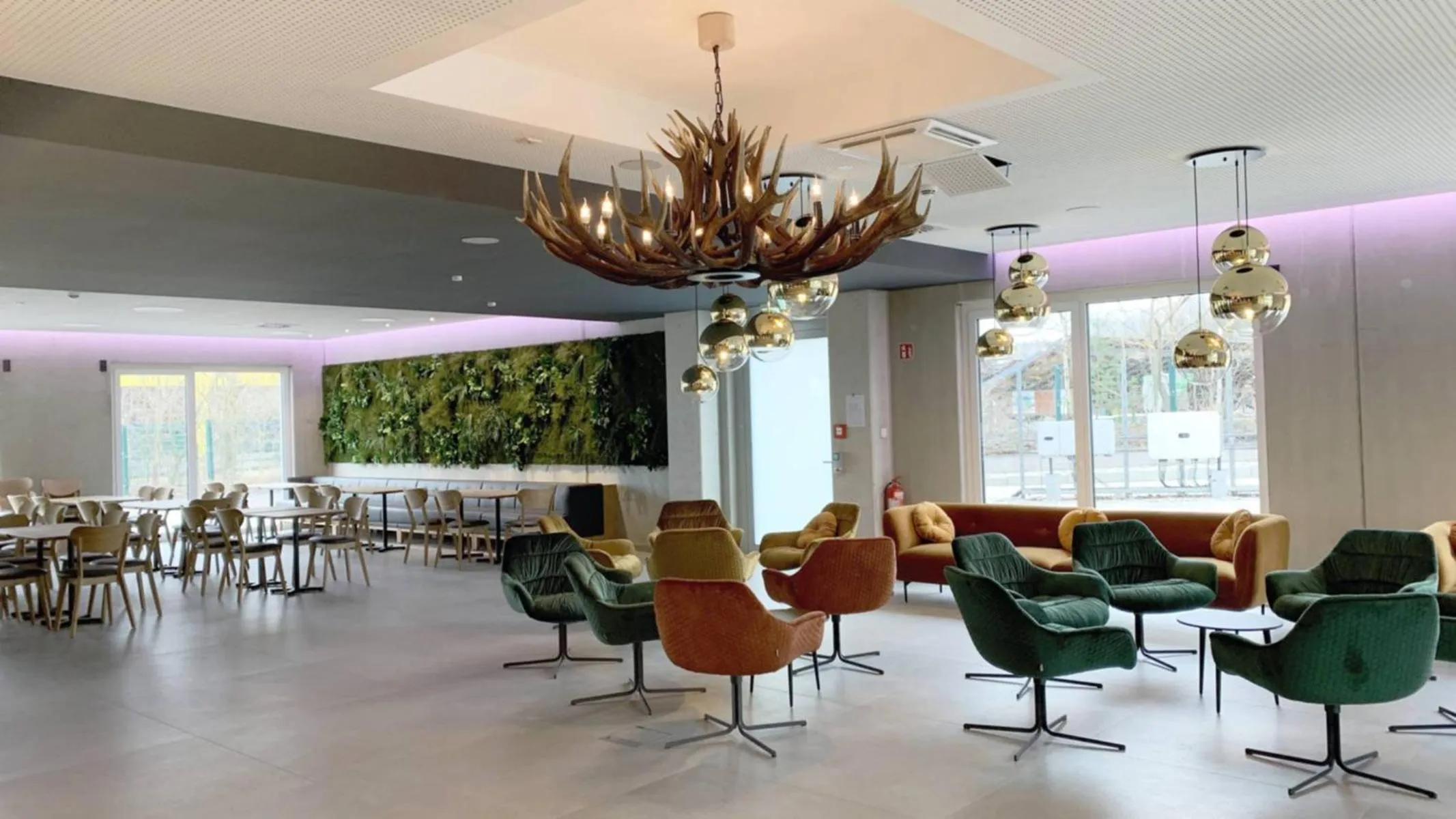 Restaurant/places to eat in Hotel am Sonnenlandpark