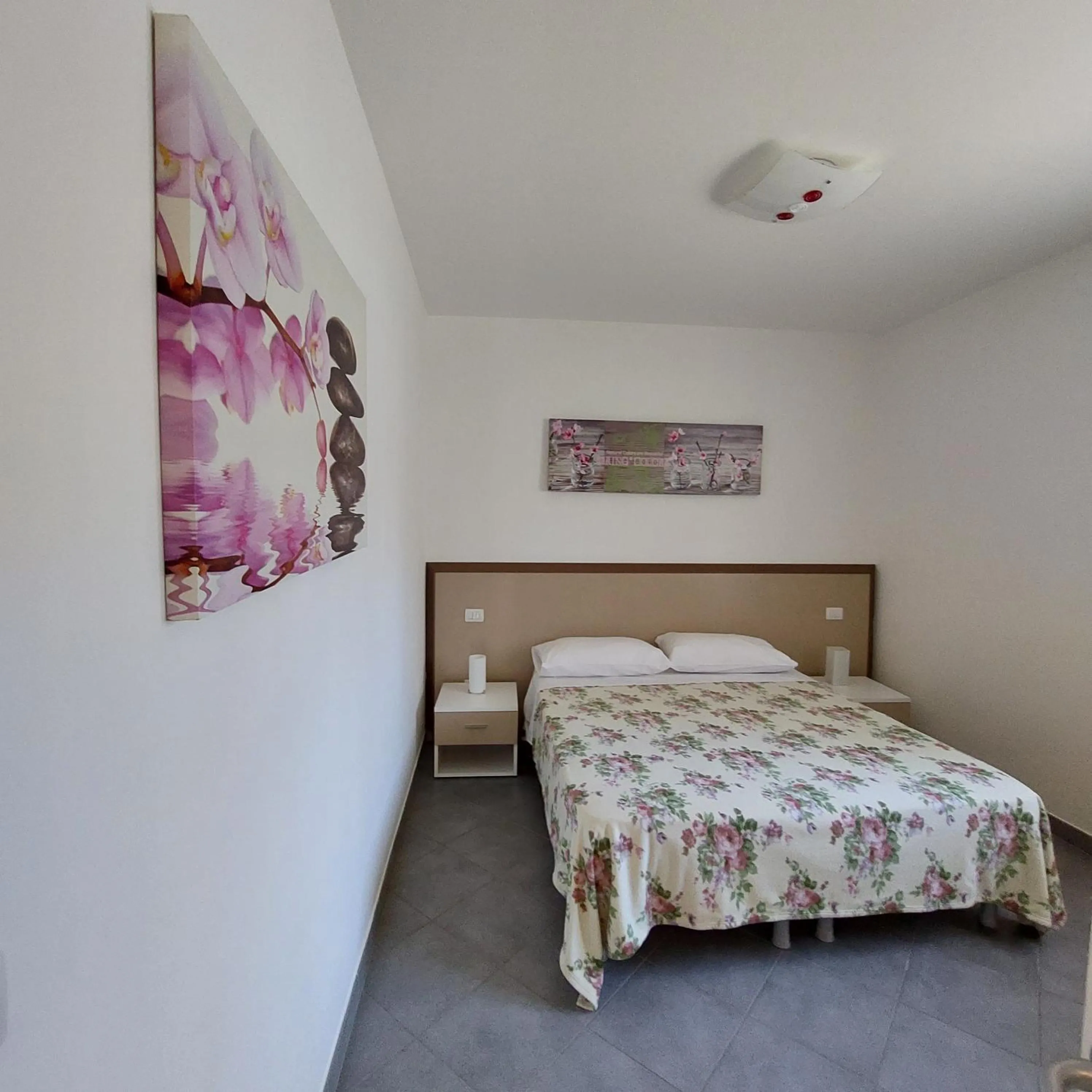 Bed in Villette Susanna