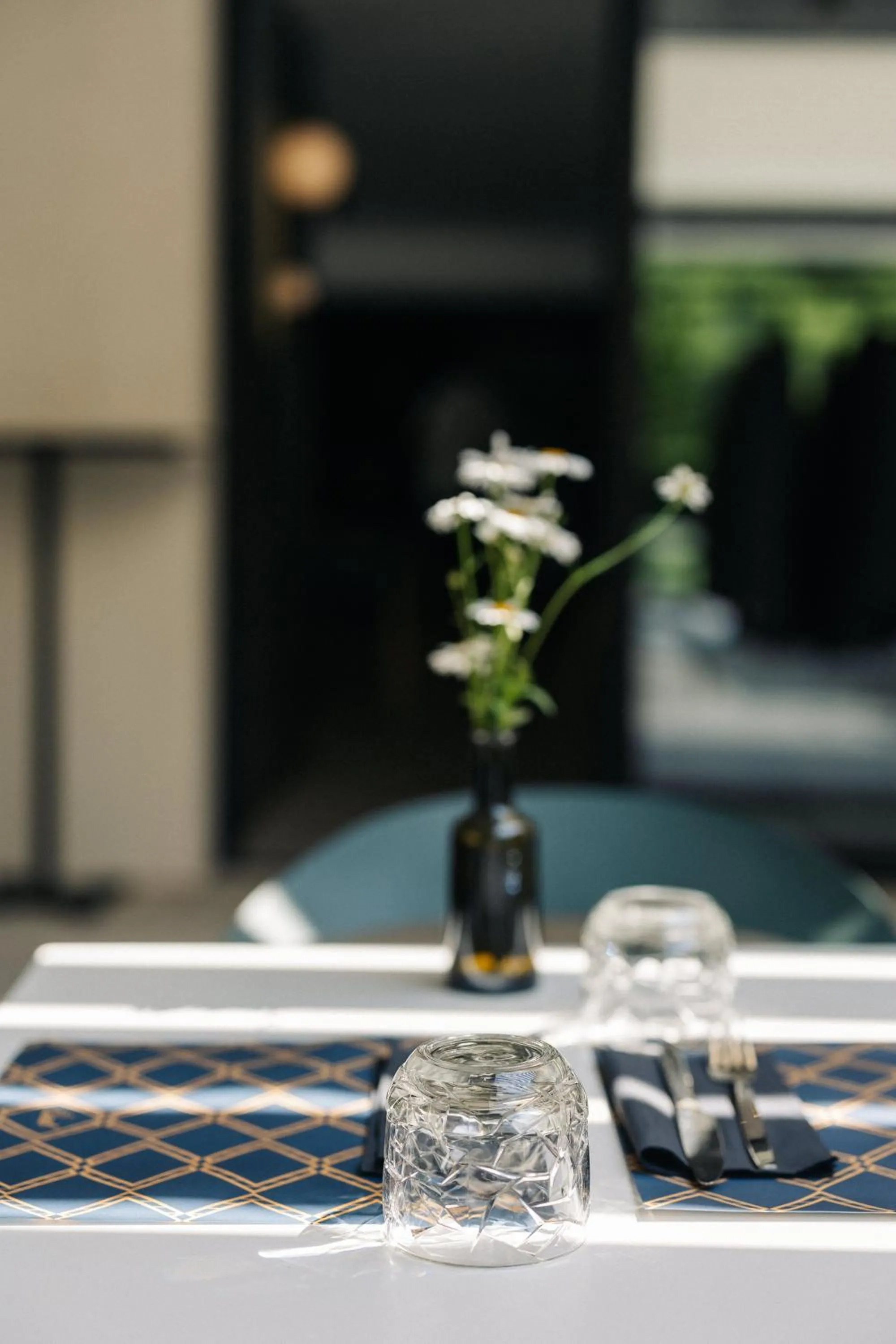 Restaurant/places to eat in Hotel Čad