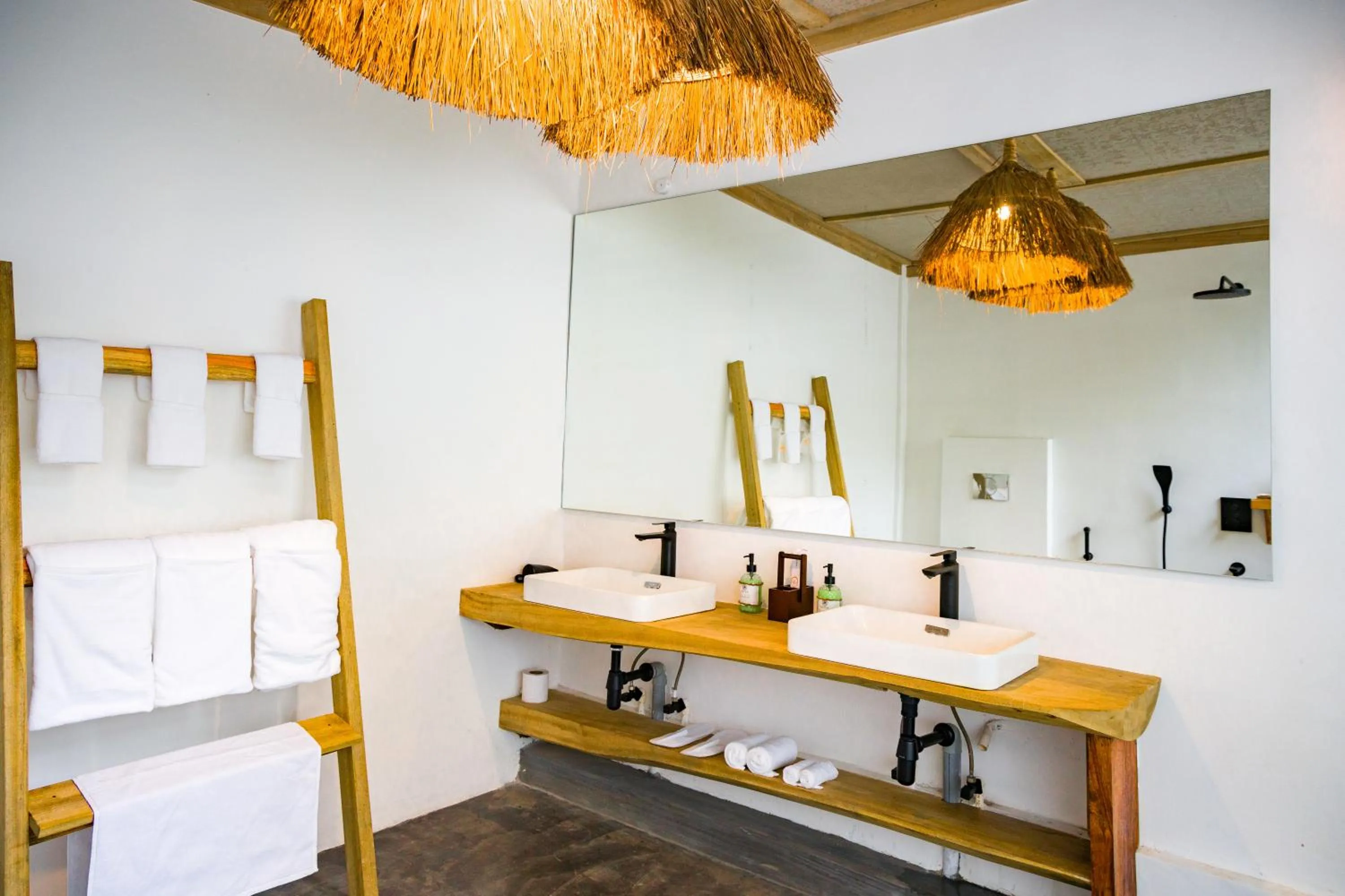 Open Air Bath in Satya Boutique Resort & Spa