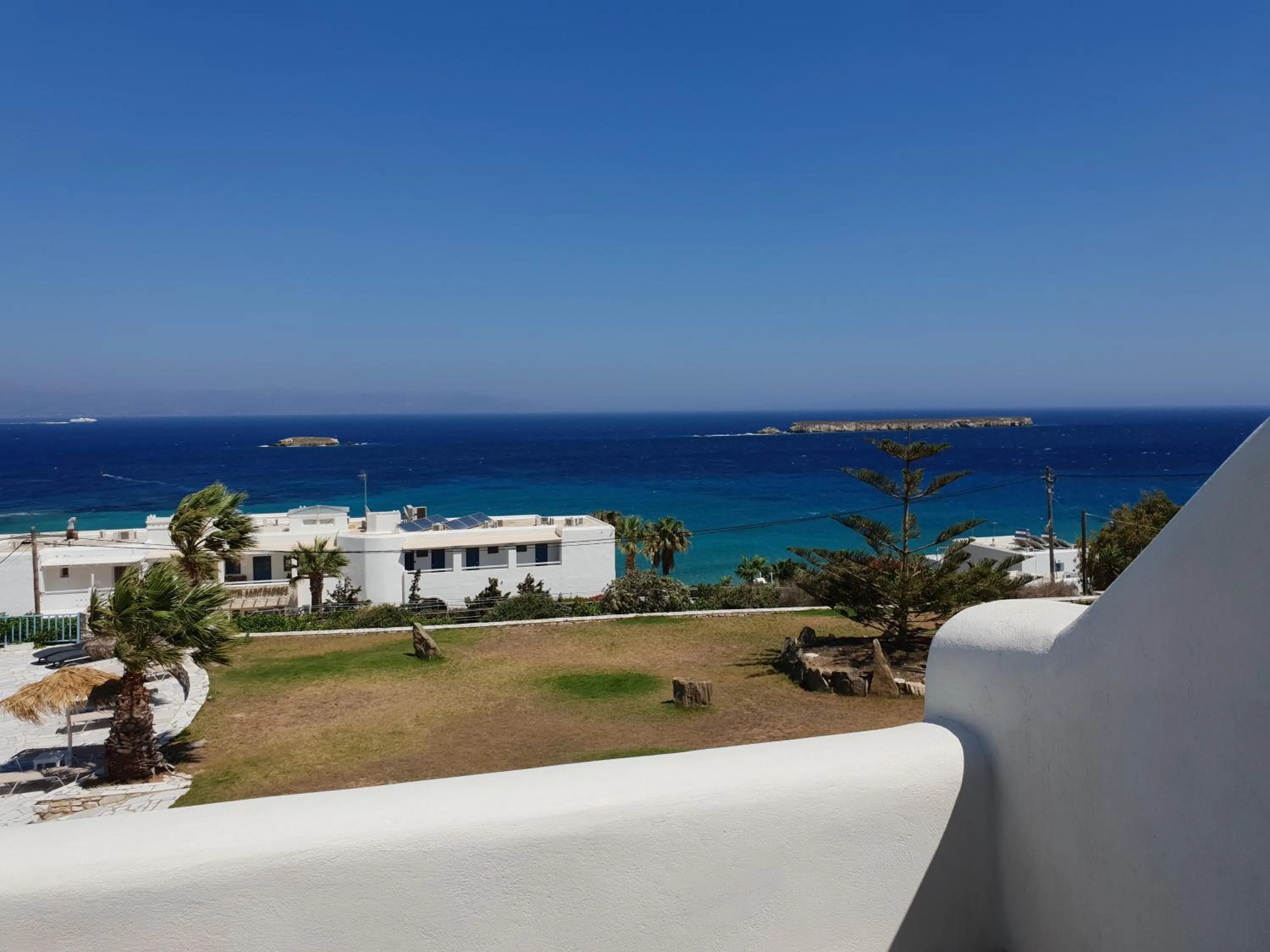 Captain's Rocks Hotel