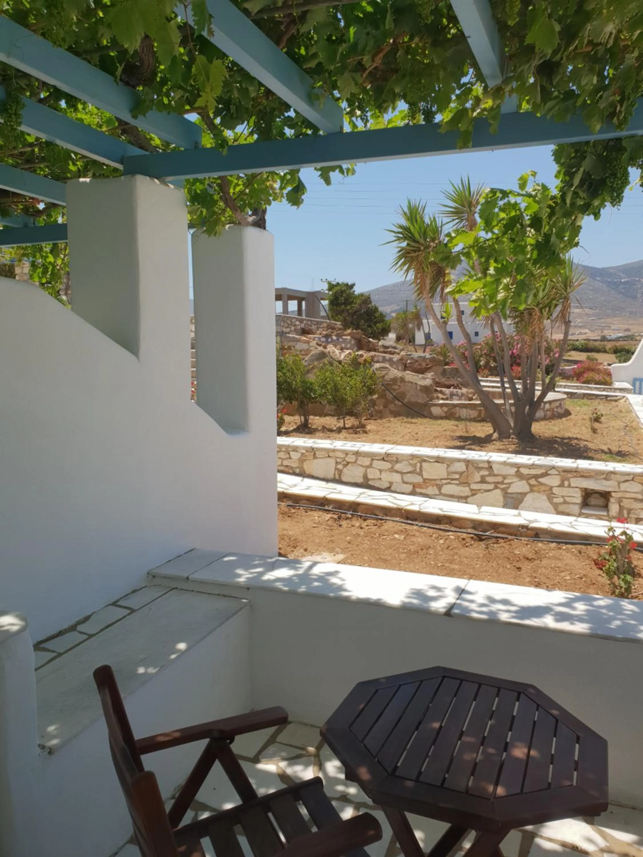 Captain's Rocks Hotel