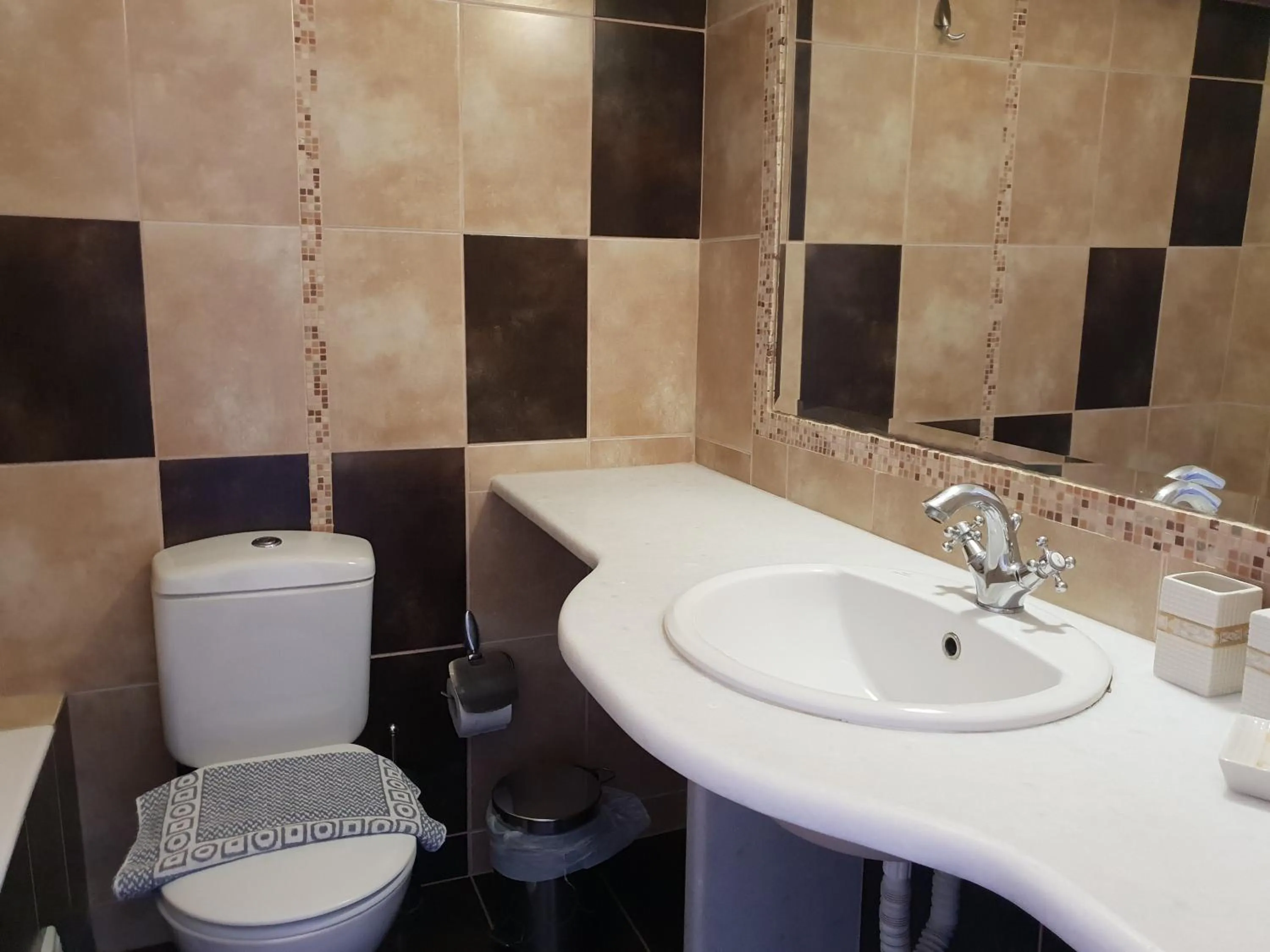 Captain's Rocks Hotel