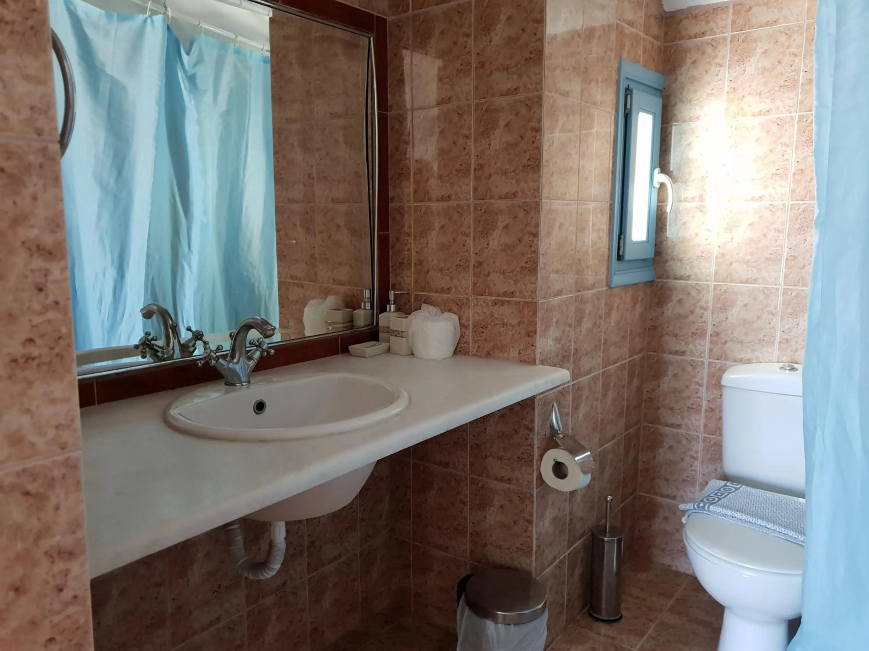 Captain's Rocks Hotel