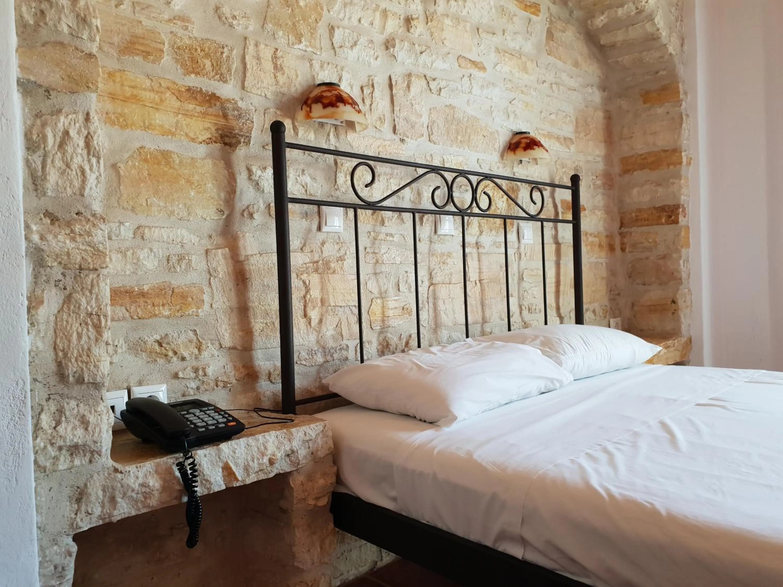 Captain's Rocks Hotel