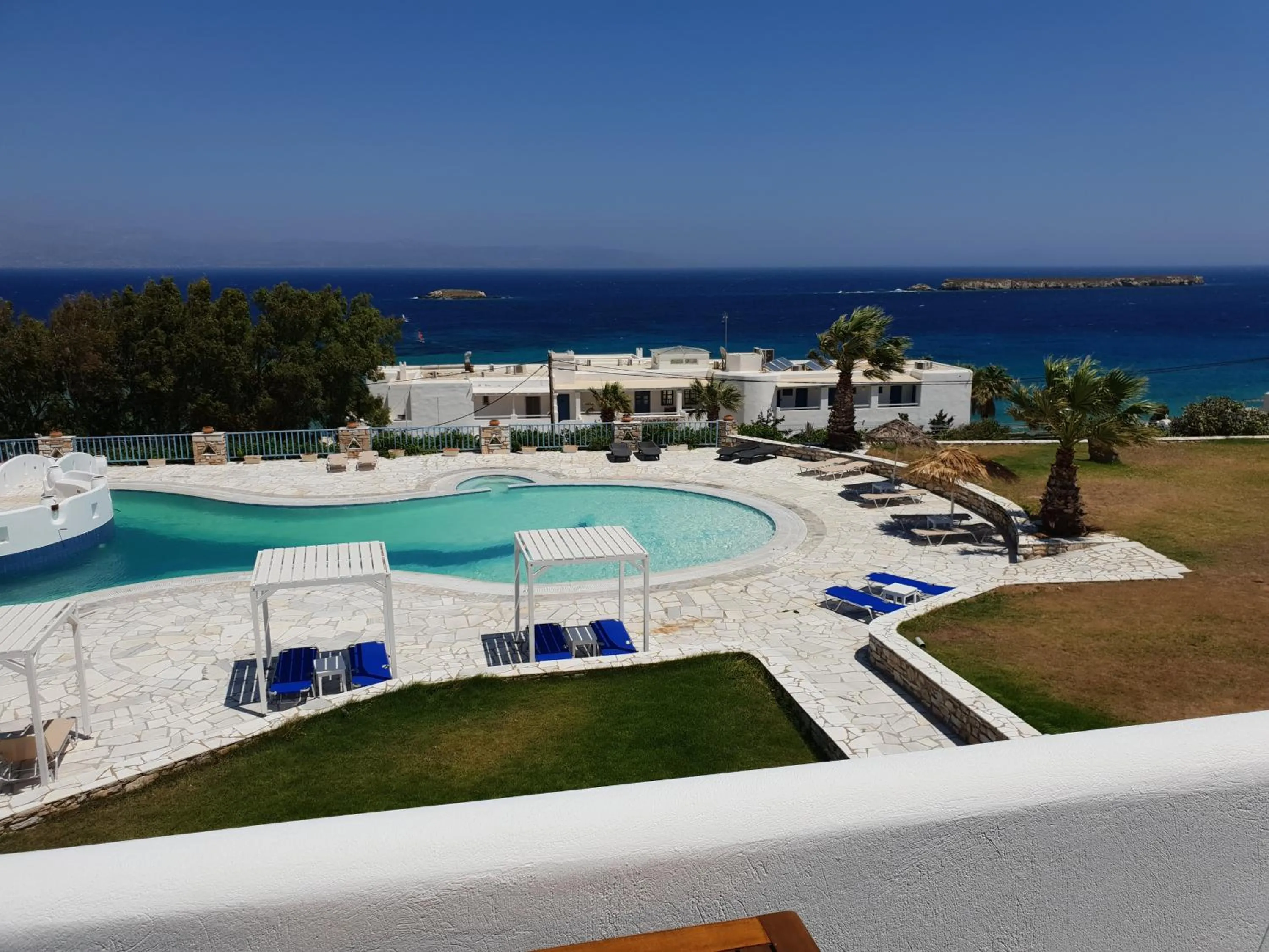 Captain's Rocks Hotel