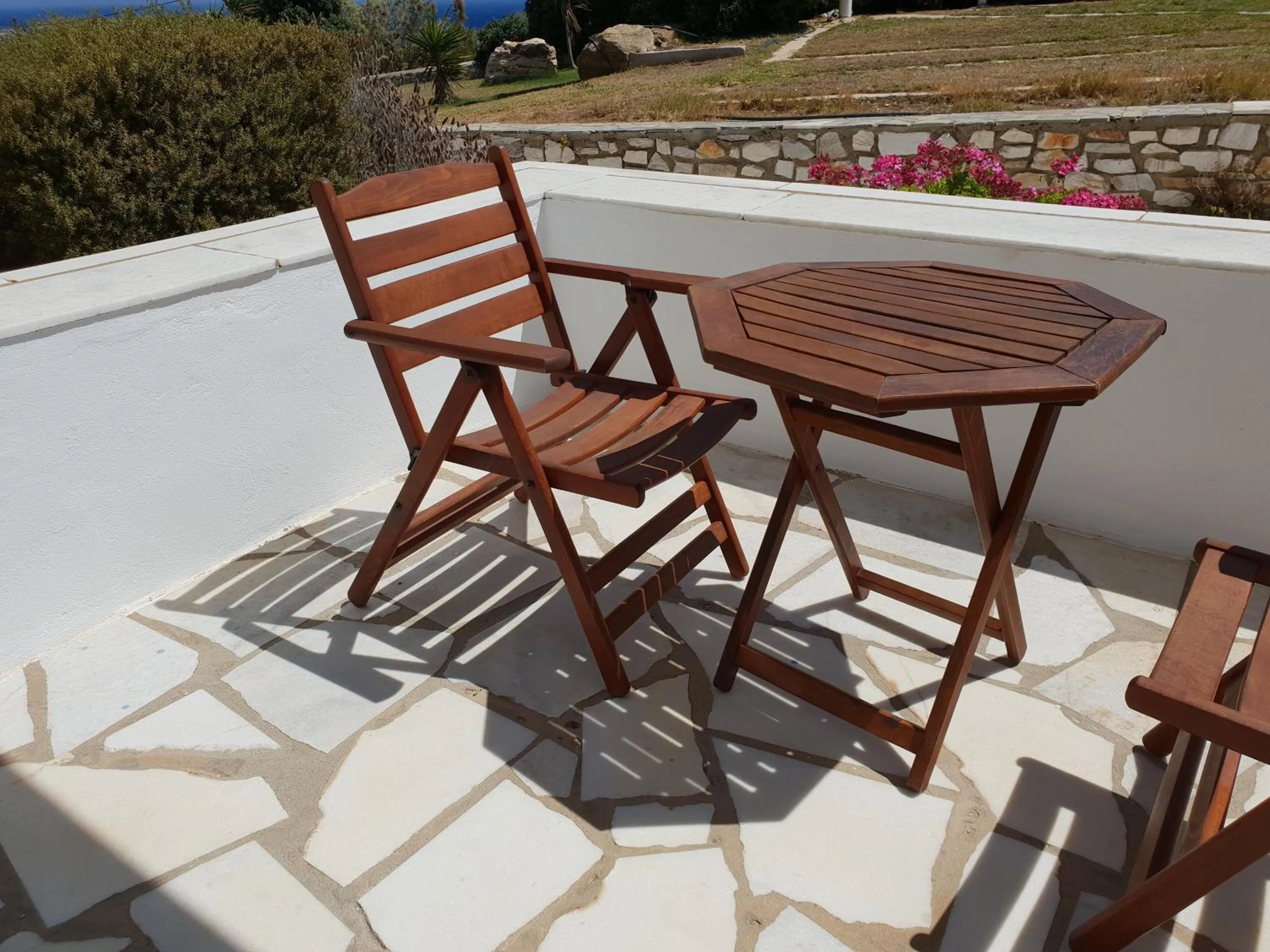 Captain's Rocks Hotel