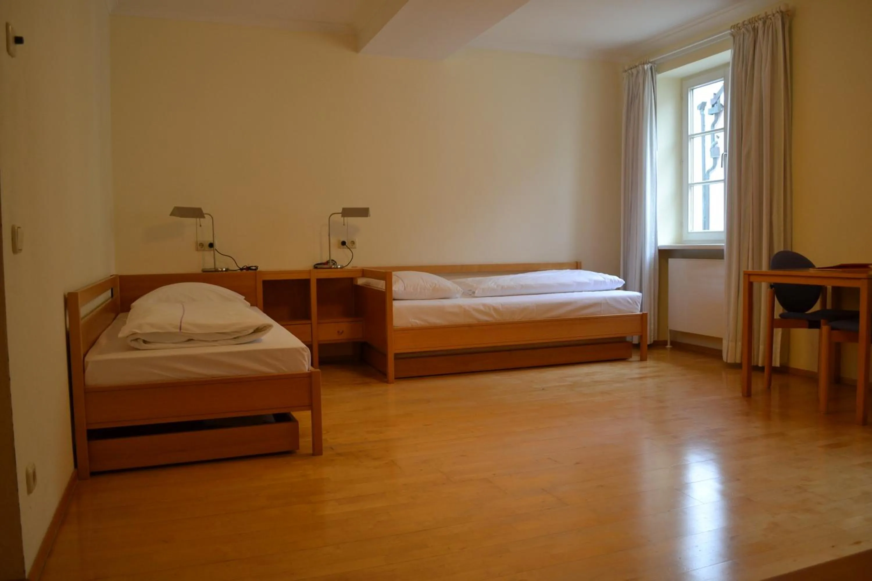 Twin Room in Haus der Begegnung Heilig Geist