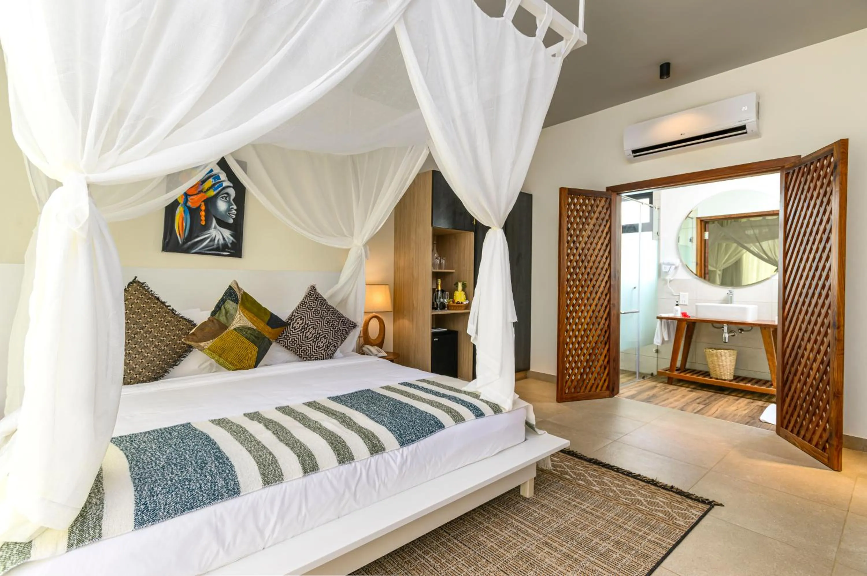 Photo of the whole room, Bed in TOA Hotel & Spa Zanzibar