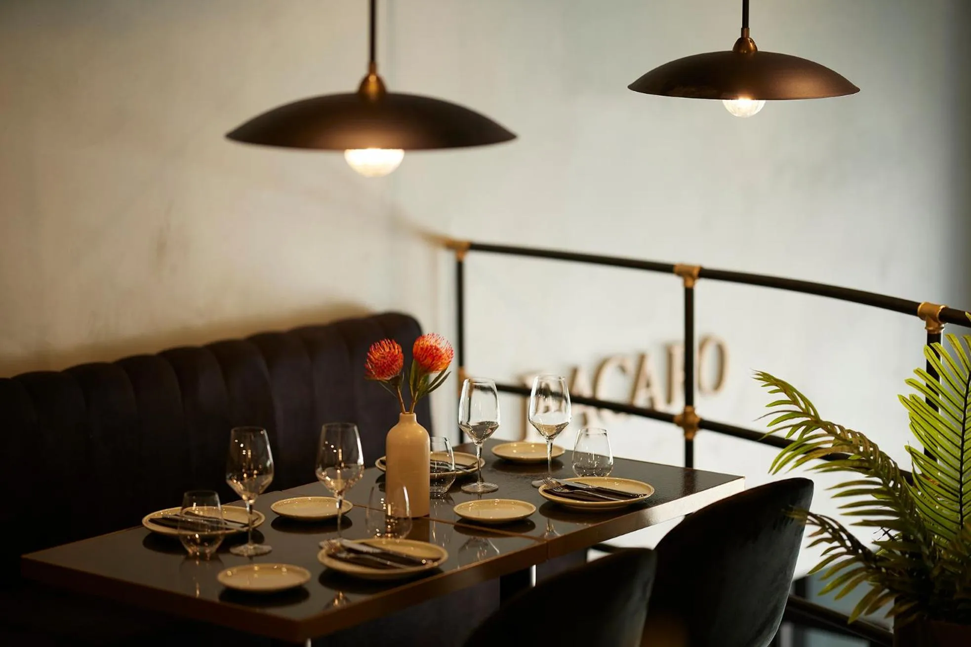 Restaurant/places to eat in The Port Square Hotel