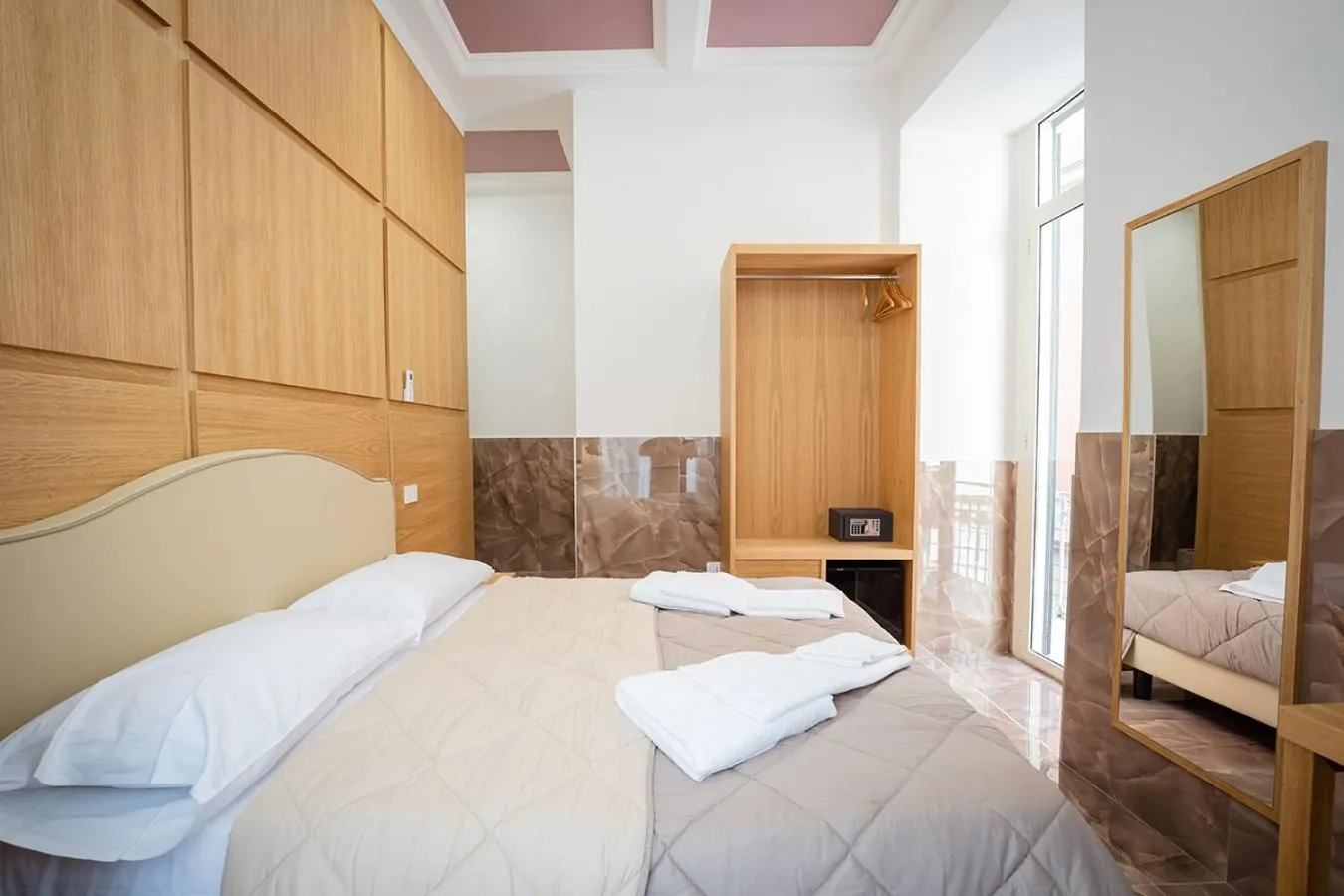 Bed in P.C. Boutique Medina H. Napoli Centro, by Clapa Group