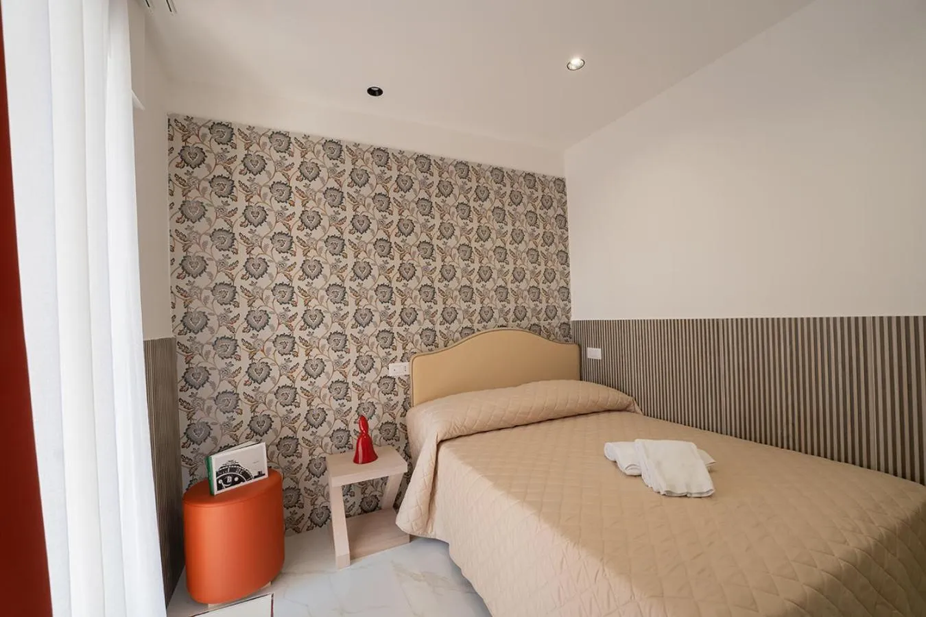 Bathroom, Bed in P.C. Boutique Medina H. Napoli Centro, by Clapa Group