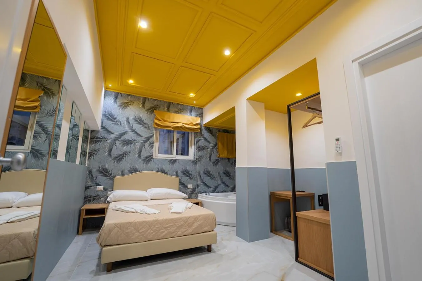 Bed in P.C. Boutique Medina H. Napoli Centro, by Clapa Group