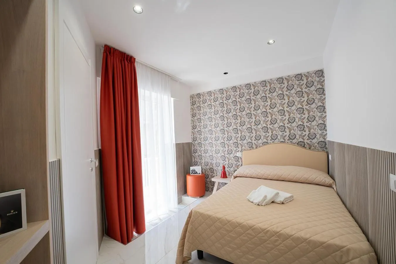 Bedroom, Bed in P.C. Boutique Medina H. Napoli Centro, by Clapa Group