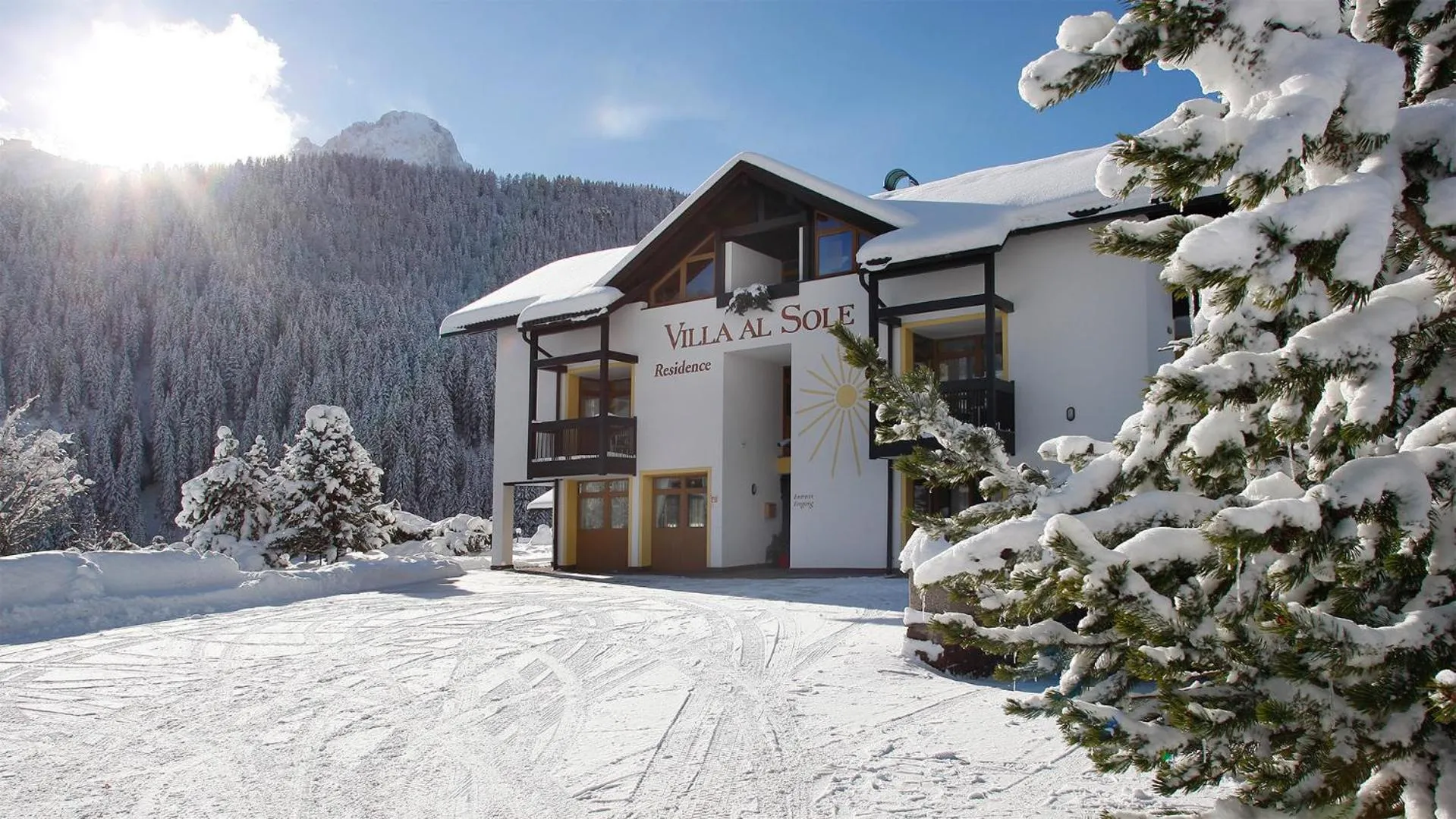 Facade/entrance in Residence Villa al Sole