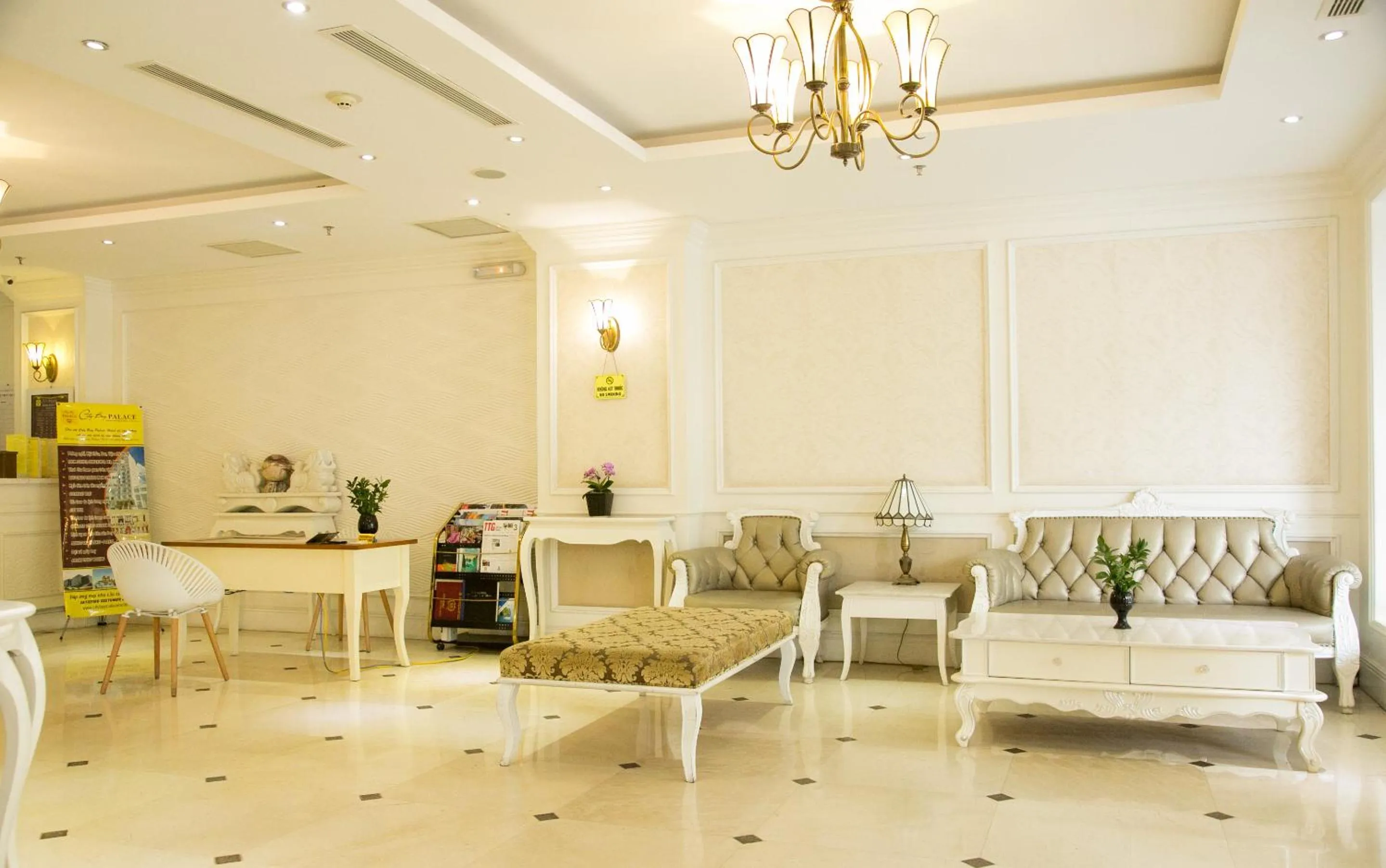 Lobby or reception in CityBay Palace Hạ Long Hotel