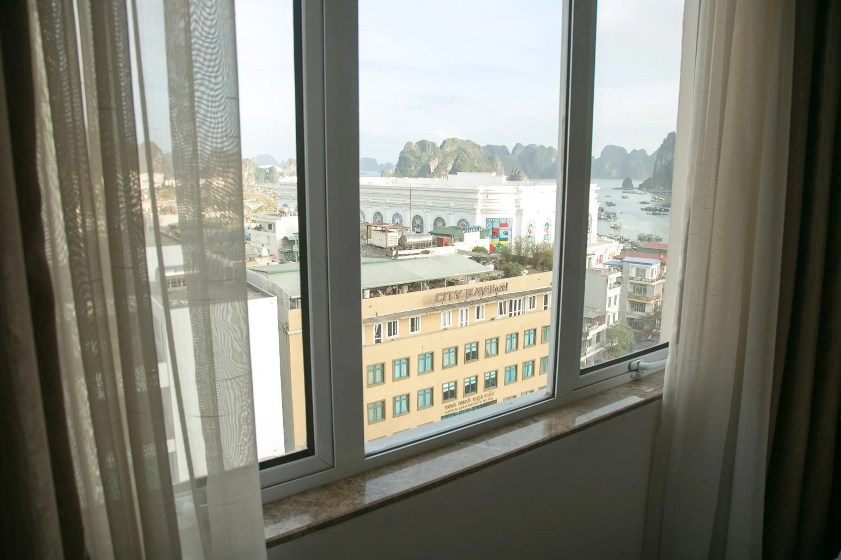 Property building in CityBay Palace Hạ Long Hotel