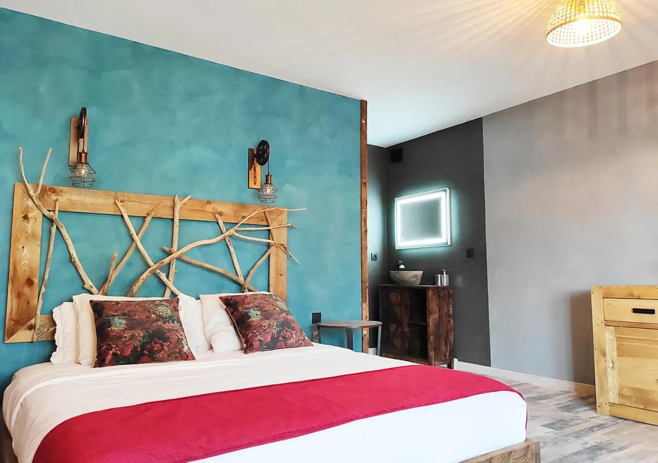 Bed in Villa Occitana