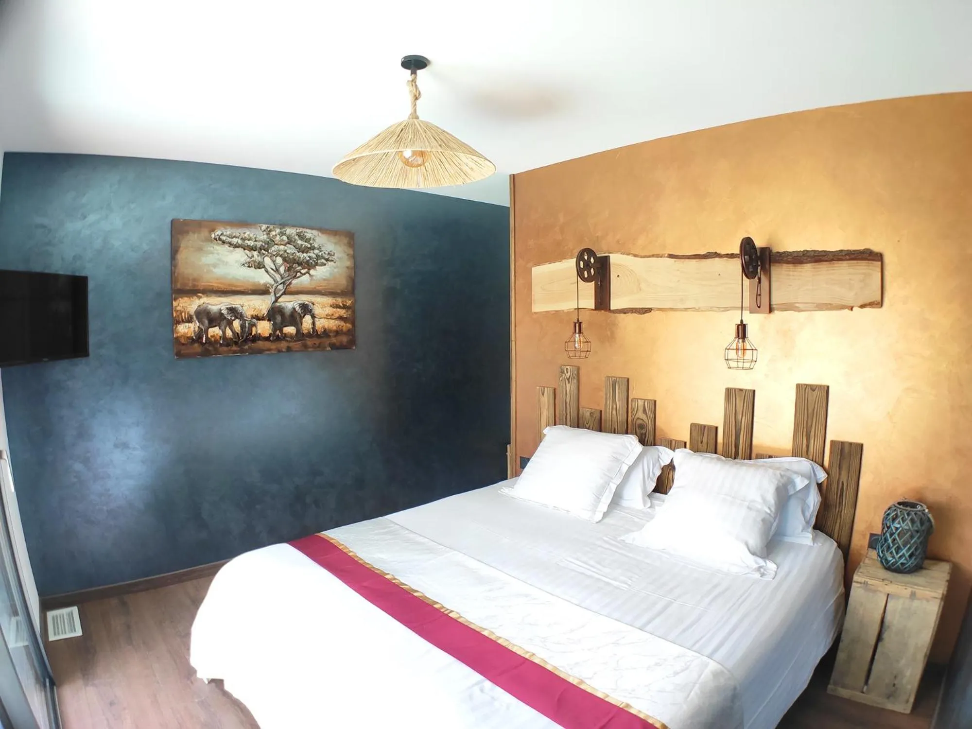 Bed in Villa Occitana