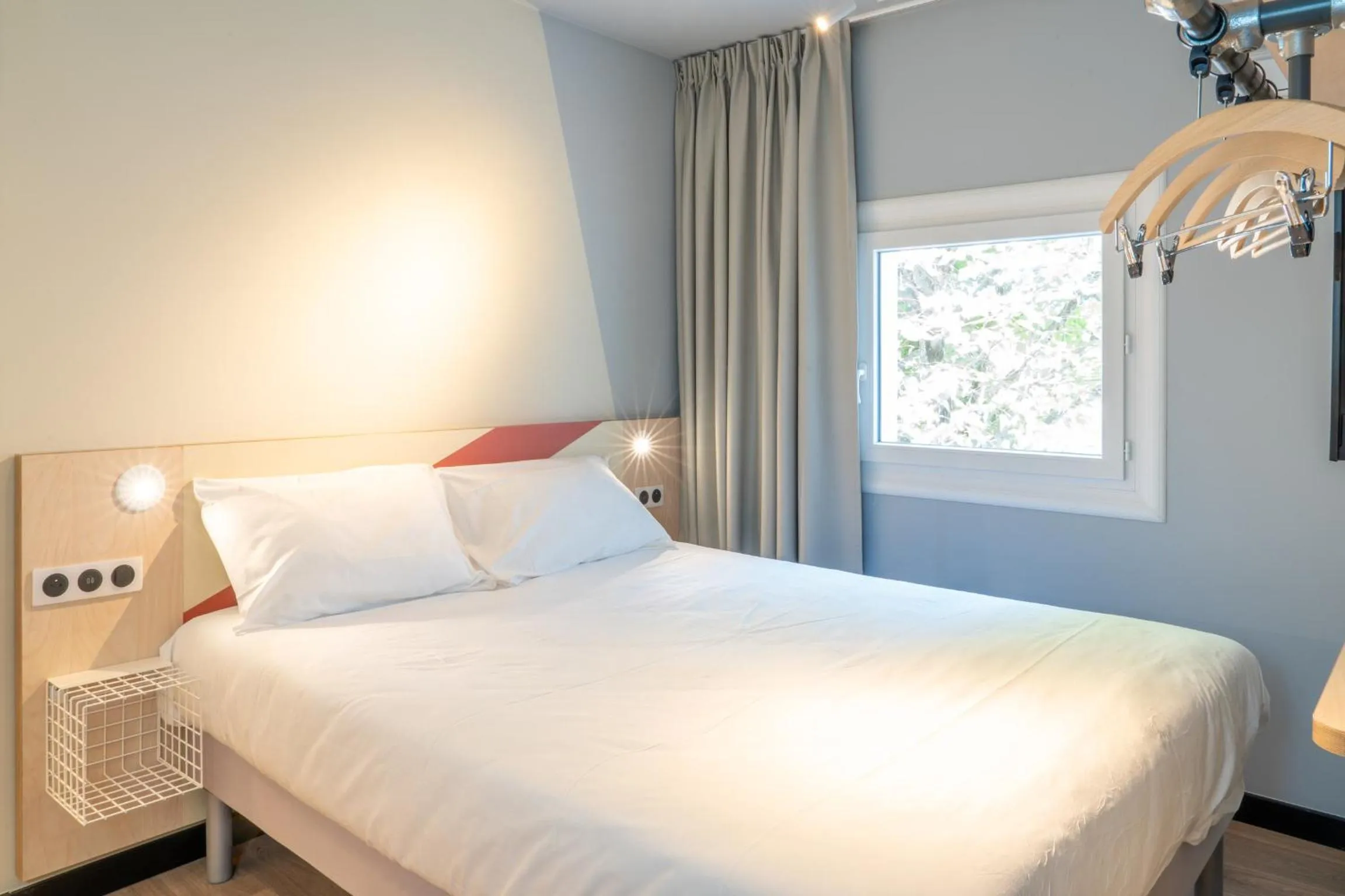 Bed in ibis budget Le Cannet des Maures