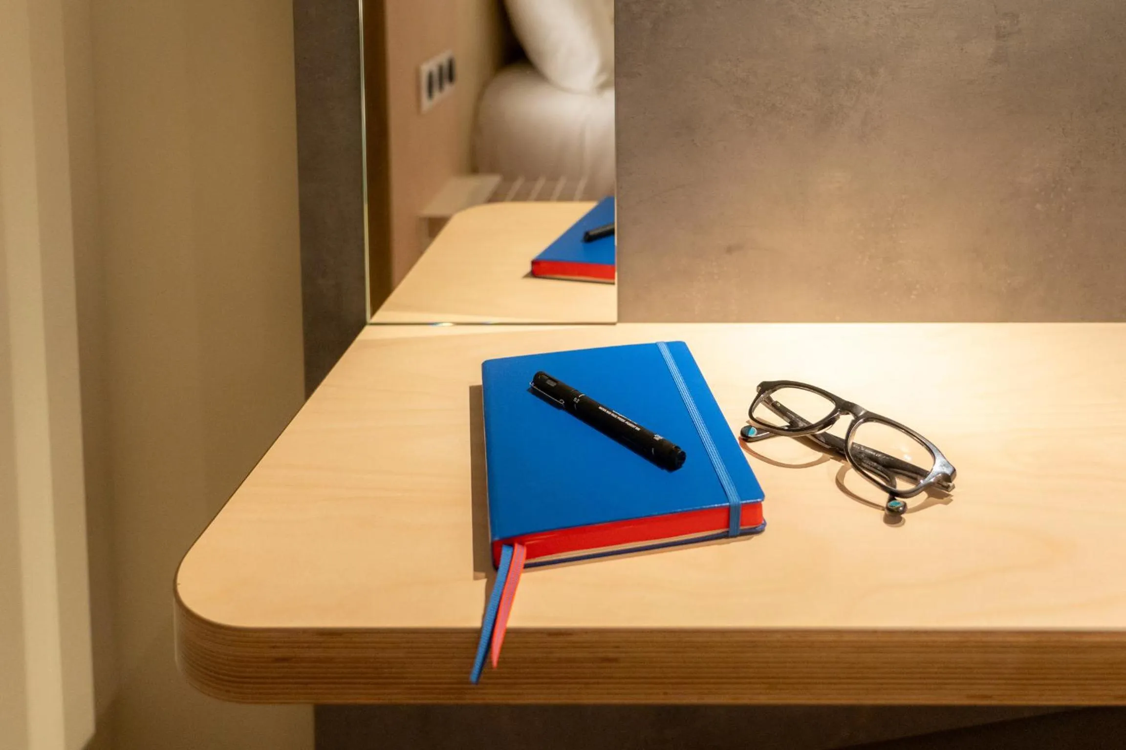 furniture in ibis budget Le Cannet des Maures