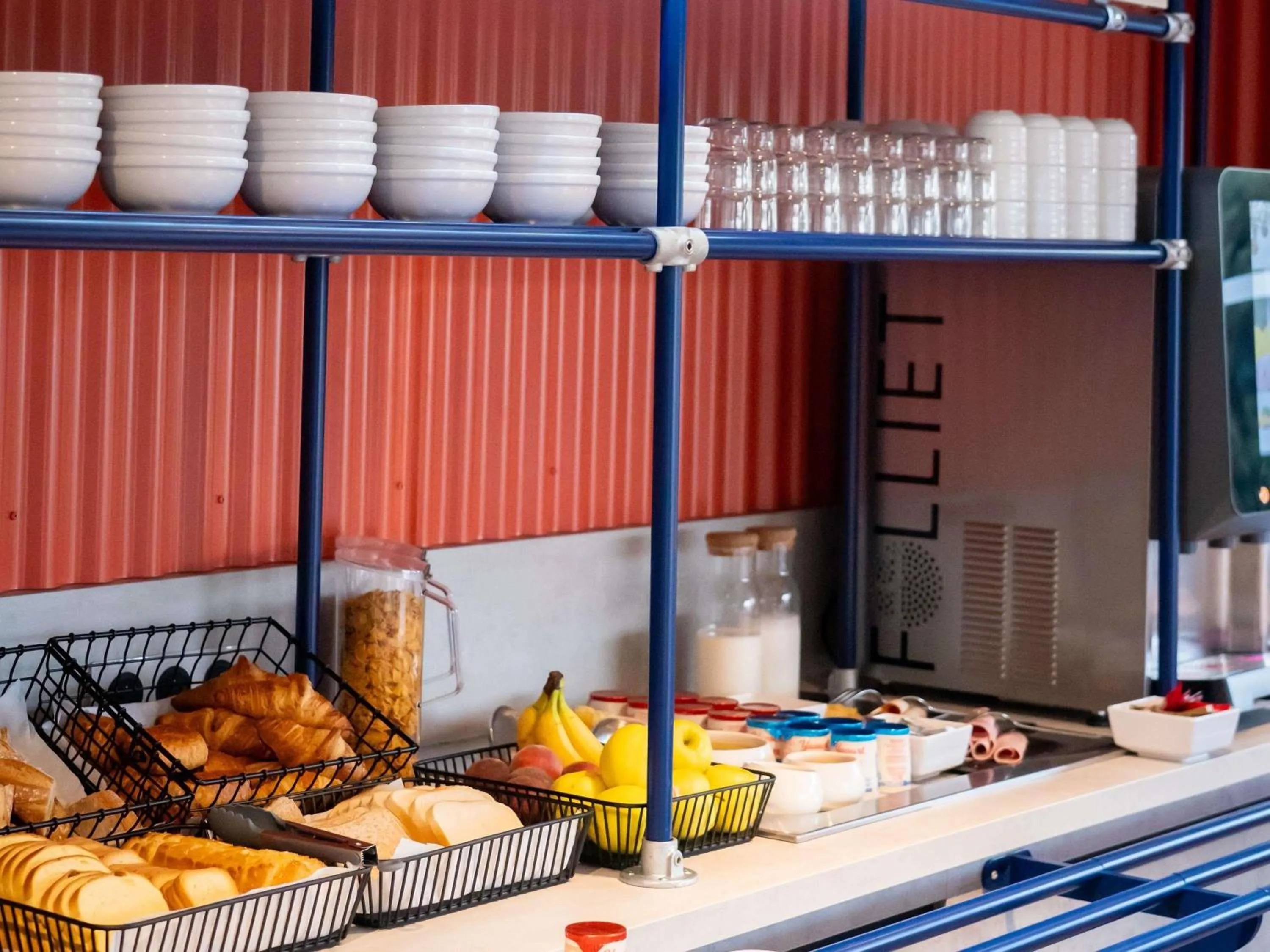 Breakfast in ibis budget Le Cannet des Maures